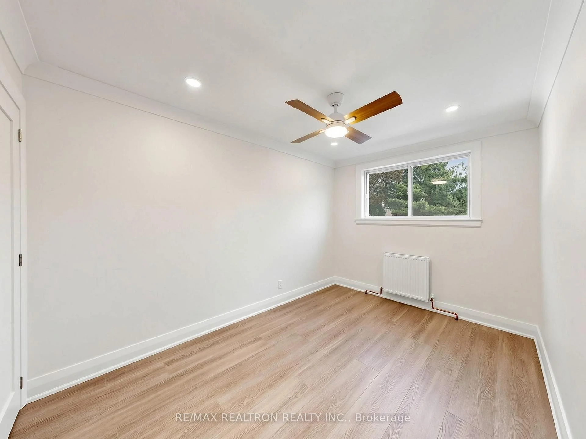 Photo 27 of Unit Upper, 280 Glenforest Road, Toronto, Lawrence Park North — HOMEH