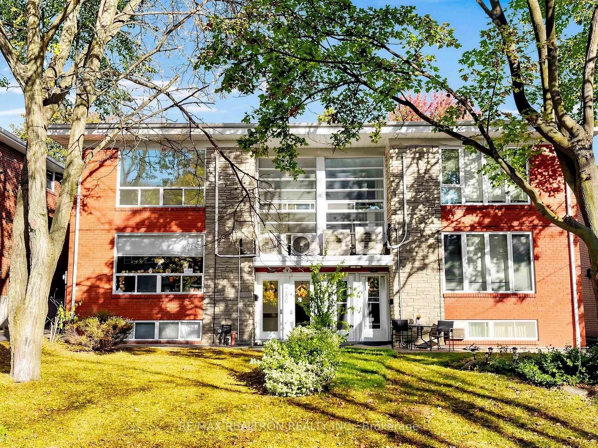 Photo 38 of Unit Upper, 280 Glenforest Road, Toronto, Lawrence Park North — HOMEH