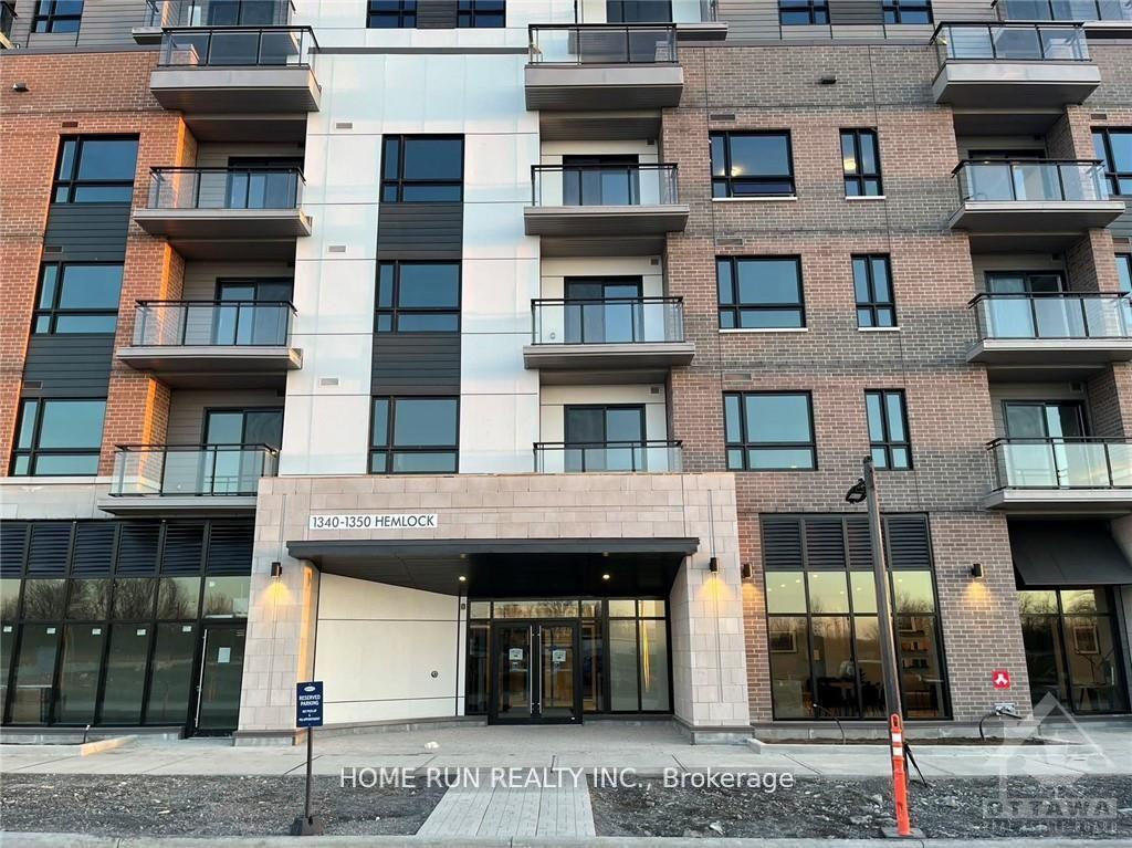 Photo of Unit 418, 1350 Hemlock Road