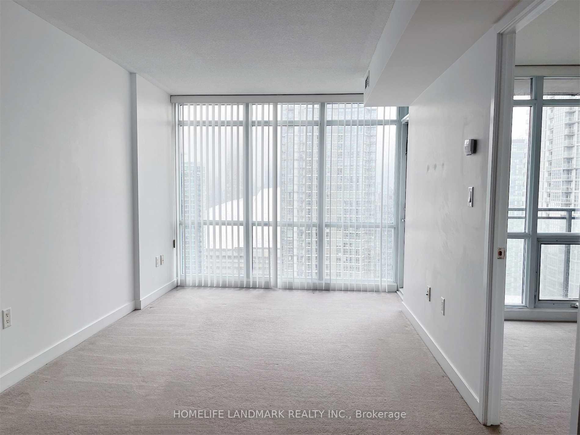 Photo 3 of Unit 3607, 15 Fort York Boulevard, Toronto, Waterfront Communities — HOMEH
