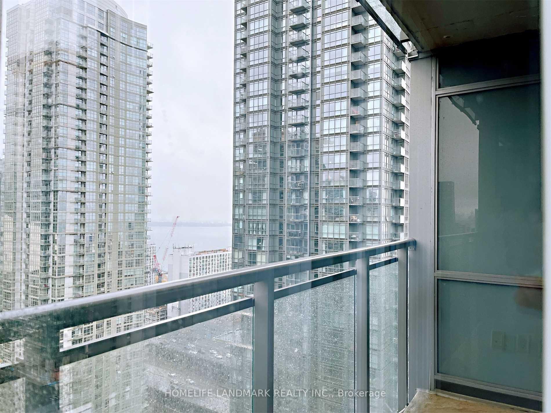 Photo 10 of Unit 3607, 15 Fort York Boulevard, Toronto, Waterfront Communities — HOMEH