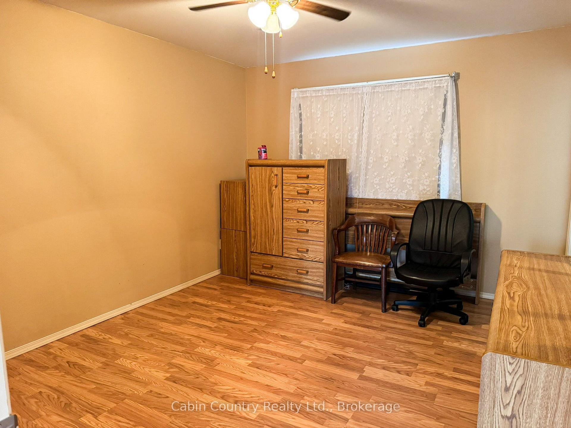 Photo 11 of 420 Mill Street, Kenora, Keewatin — HOMEH