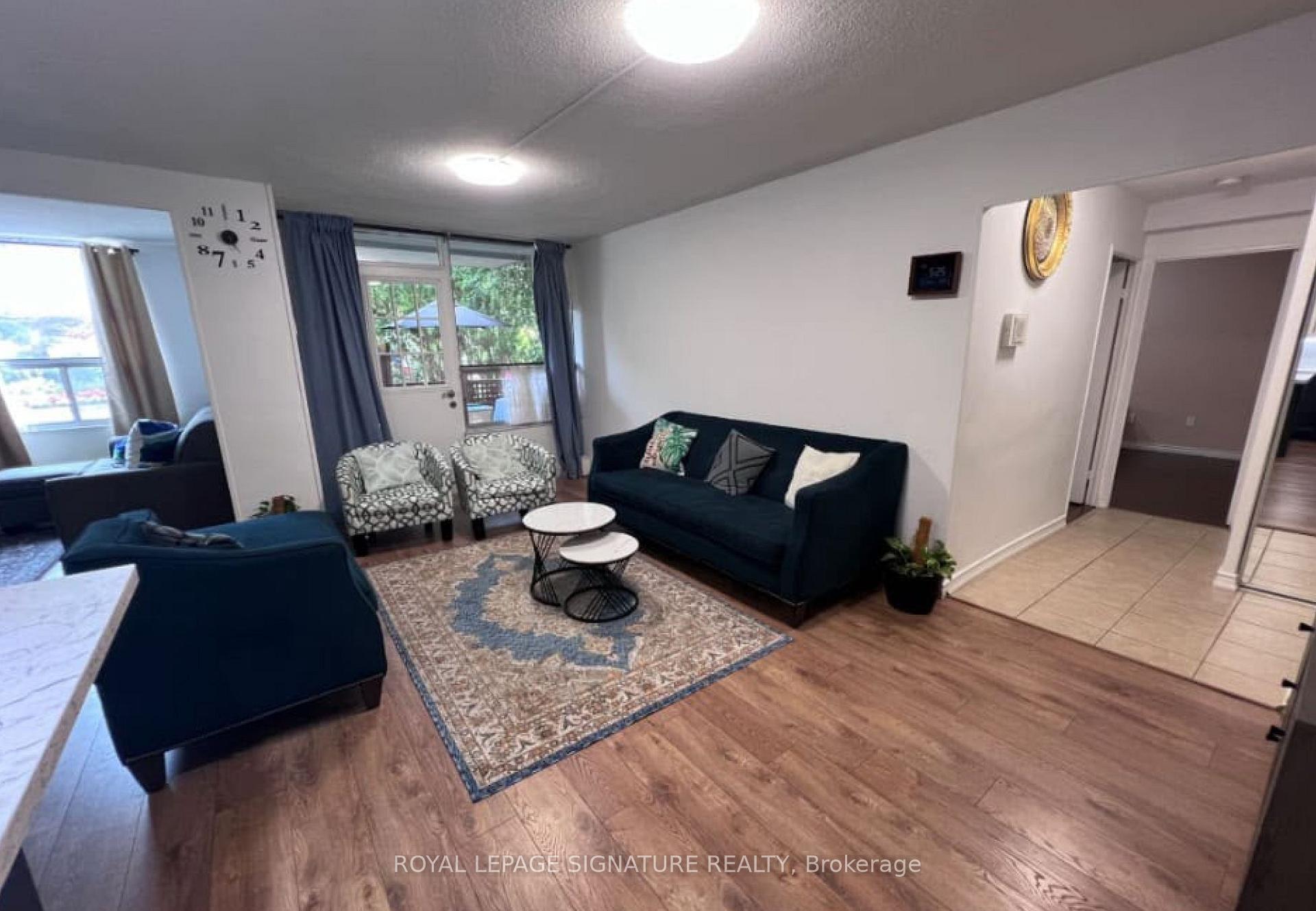Photo 2 of Unit 105, 5 Shady Golfway, Toronto, Flemingdon Park — HOMEH