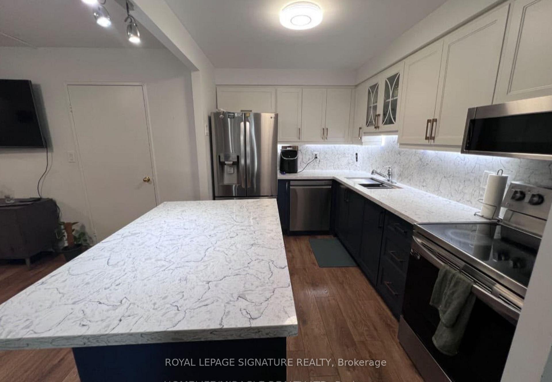 Photo 5 of Unit 105, 5 Shady Golfway, Toronto, Flemingdon Park — HOMEH