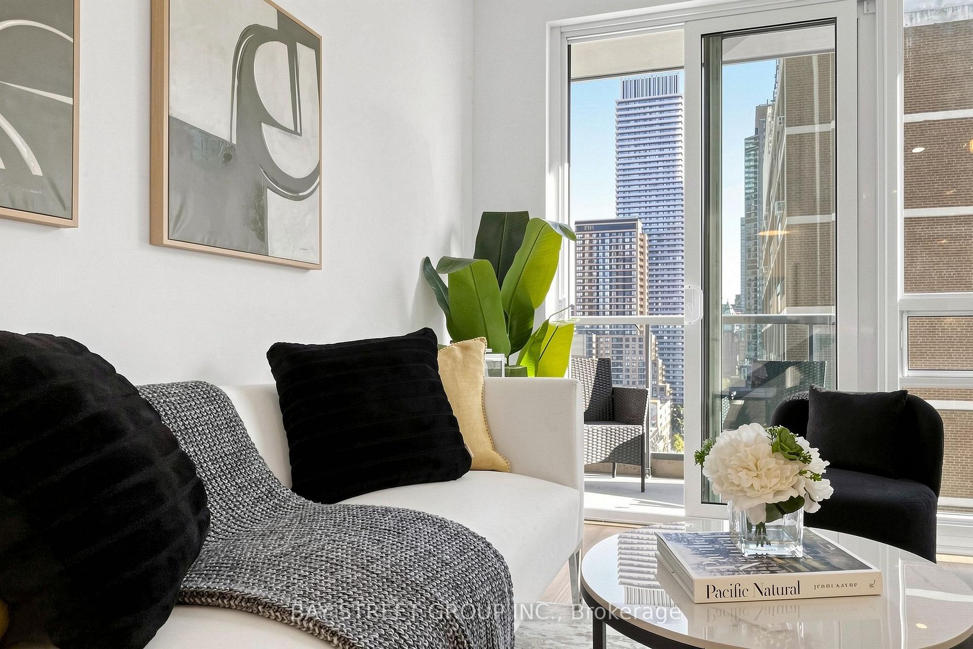 Photo 7 of Unit 1708, 1121 Bay Street, Toronto, Bay Street Corridor — HOMEH