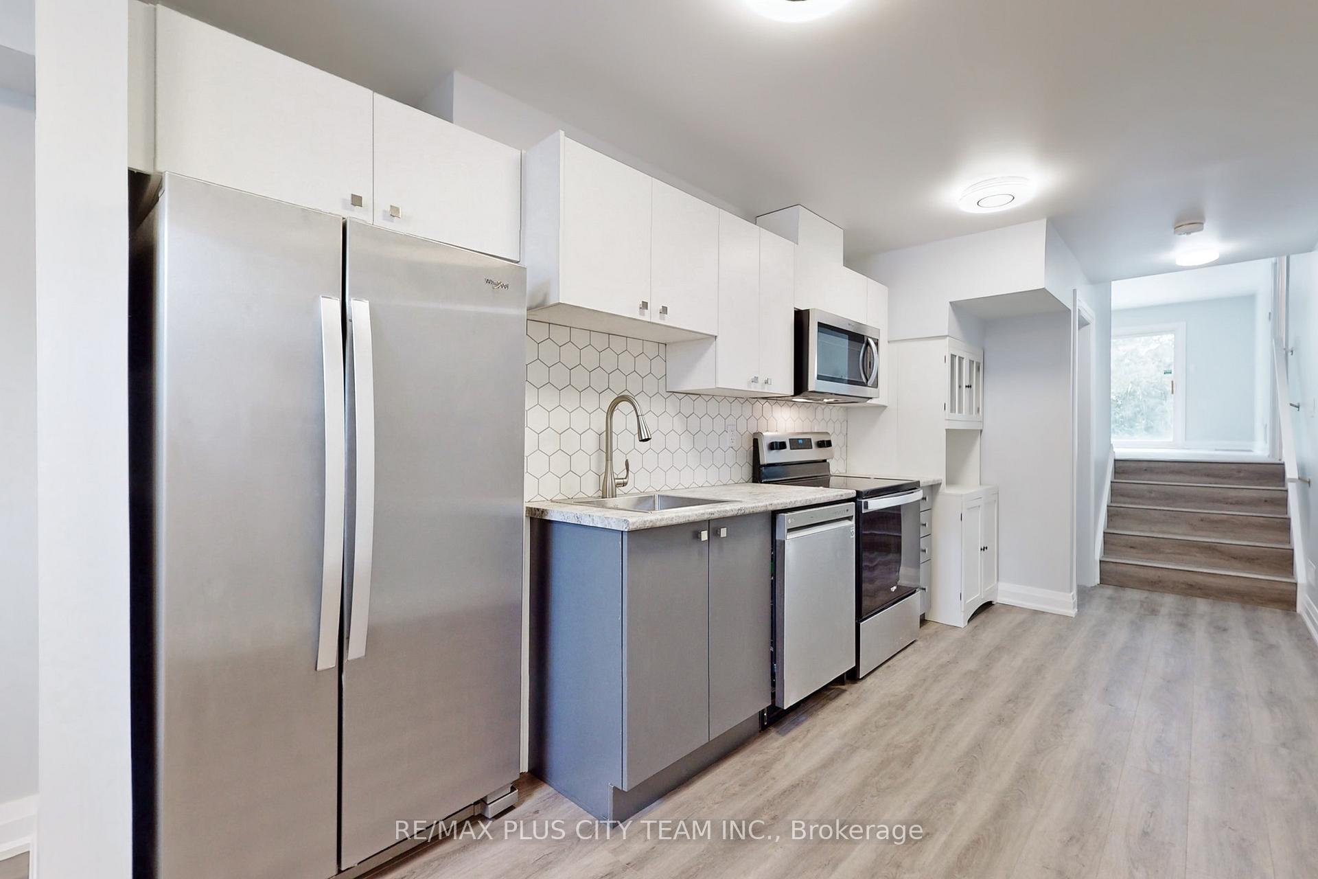 Photo 3 of Unit Bsmt, 31 Leacrest Street, Brampton, Westgate — HOMEH