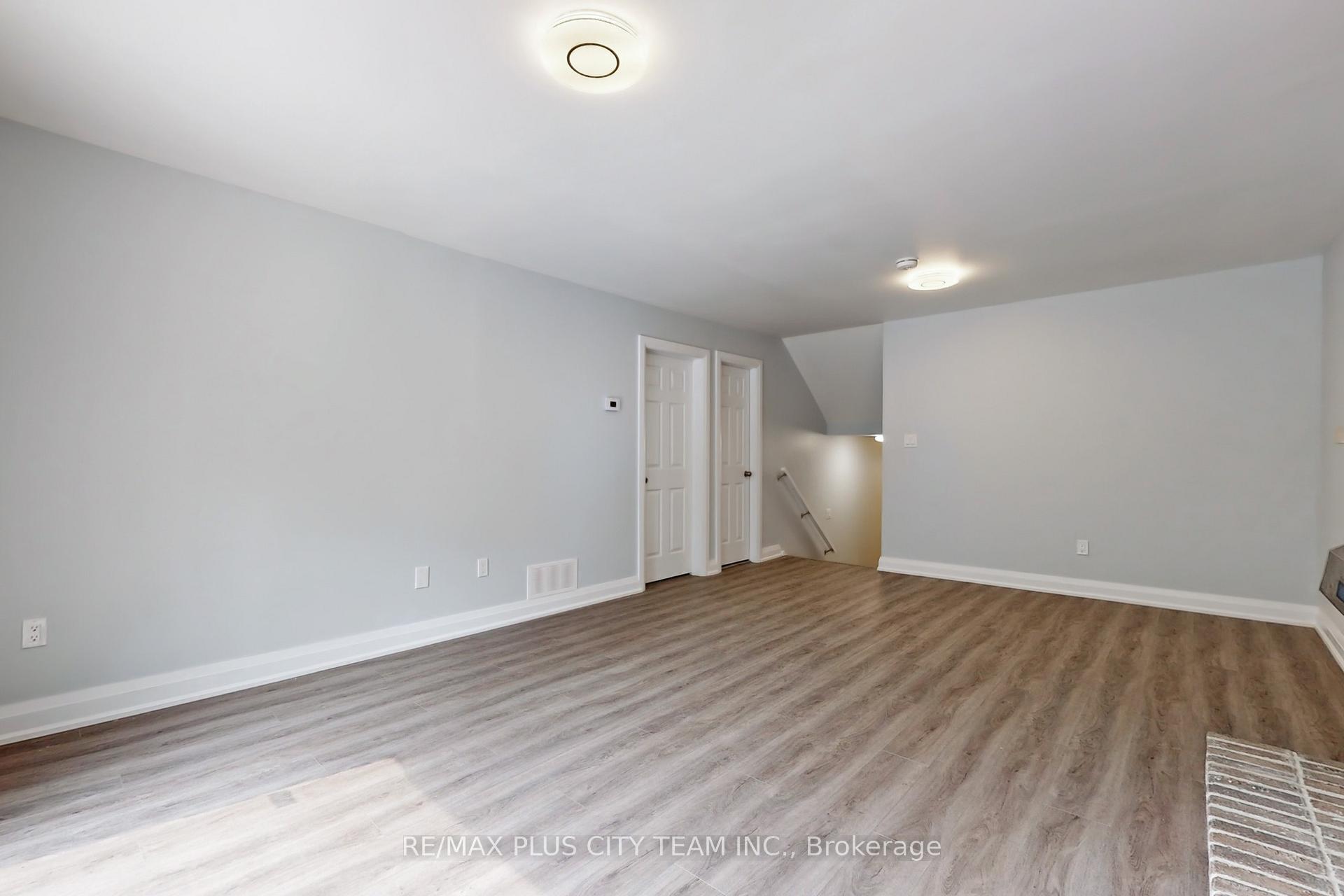 Photo 10 of Unit Bsmt, 31 Leacrest Street, Brampton, Westgate — HOMEH