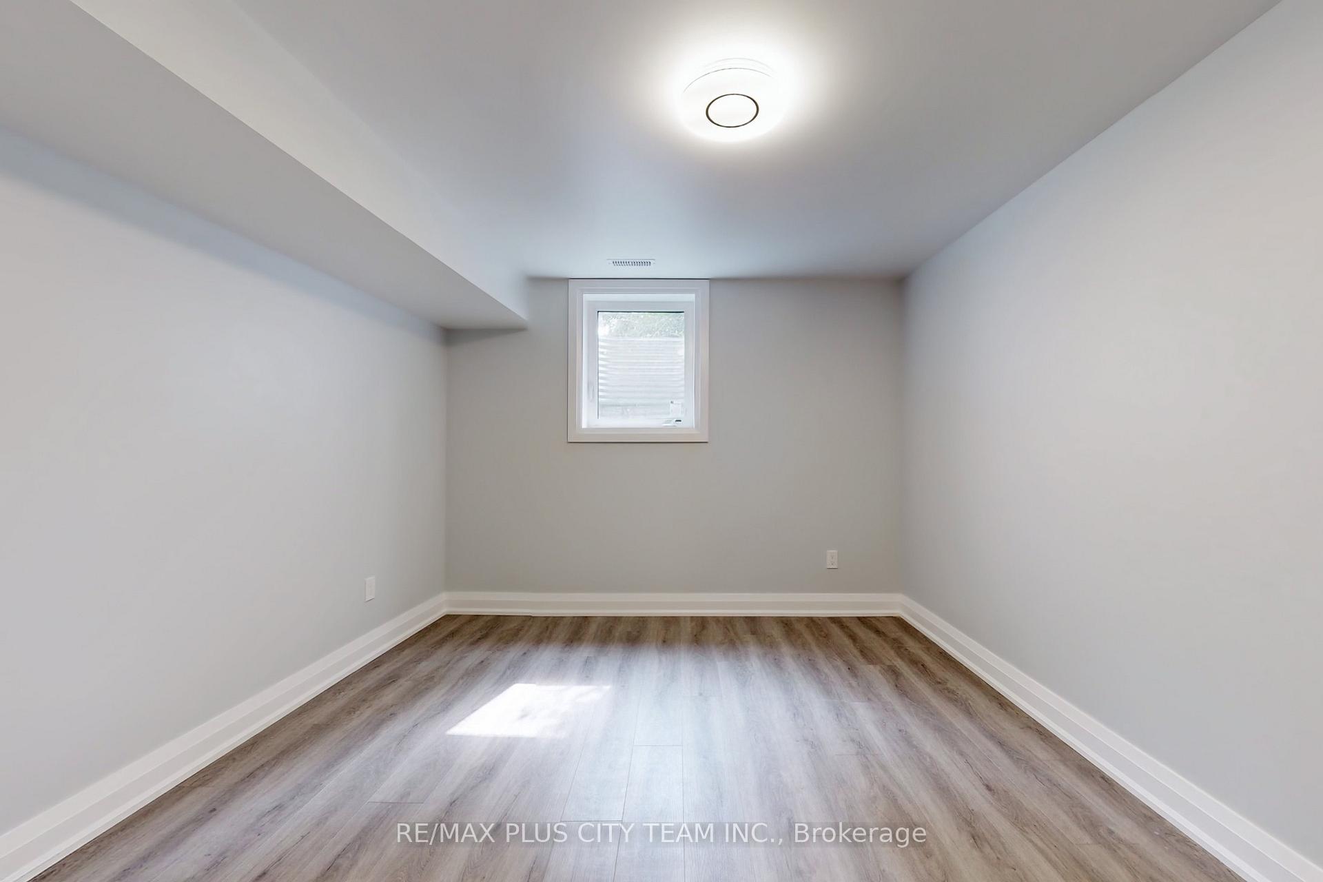 Photo 18 of Unit Bsmt, 31 Leacrest Street, Brampton, Westgate — HOMEH