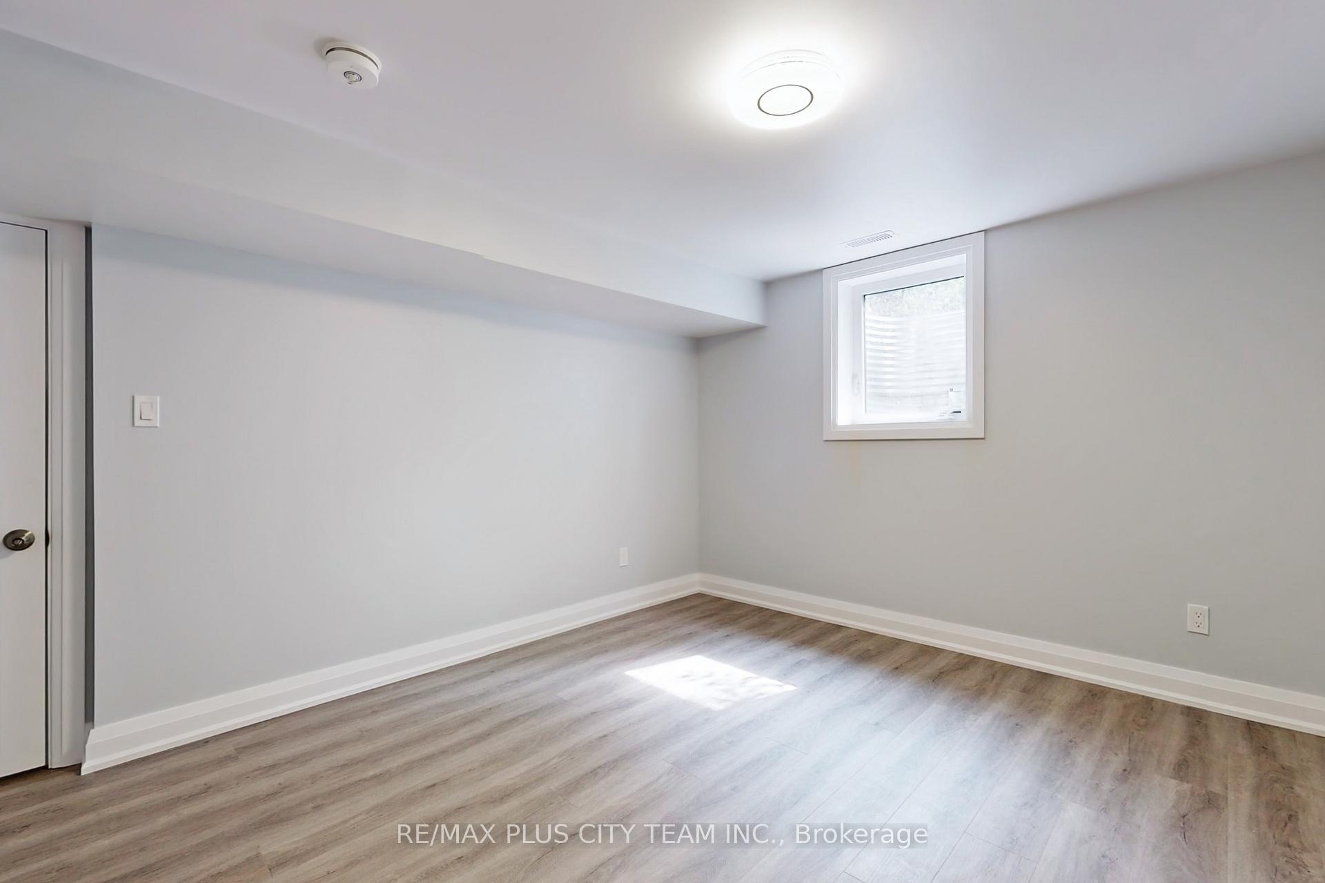 Photo 20 of Unit Bsmt, 31 Leacrest Street, Brampton, Westgate — HOMEH
