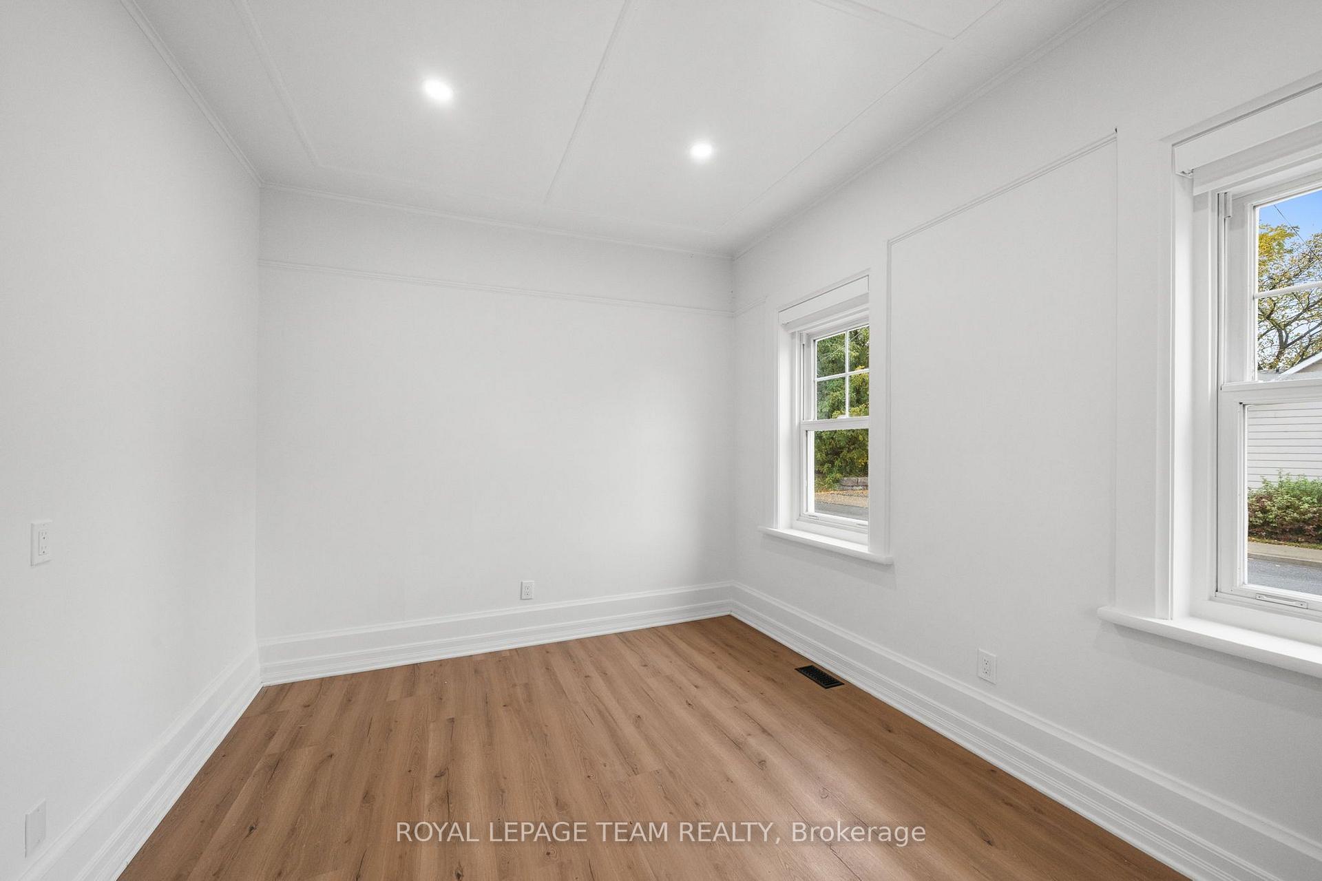 Photo 21 of 5584 Manotick Main Street, Ottawa, Manotick Village & Manotick Estates — HOMEH