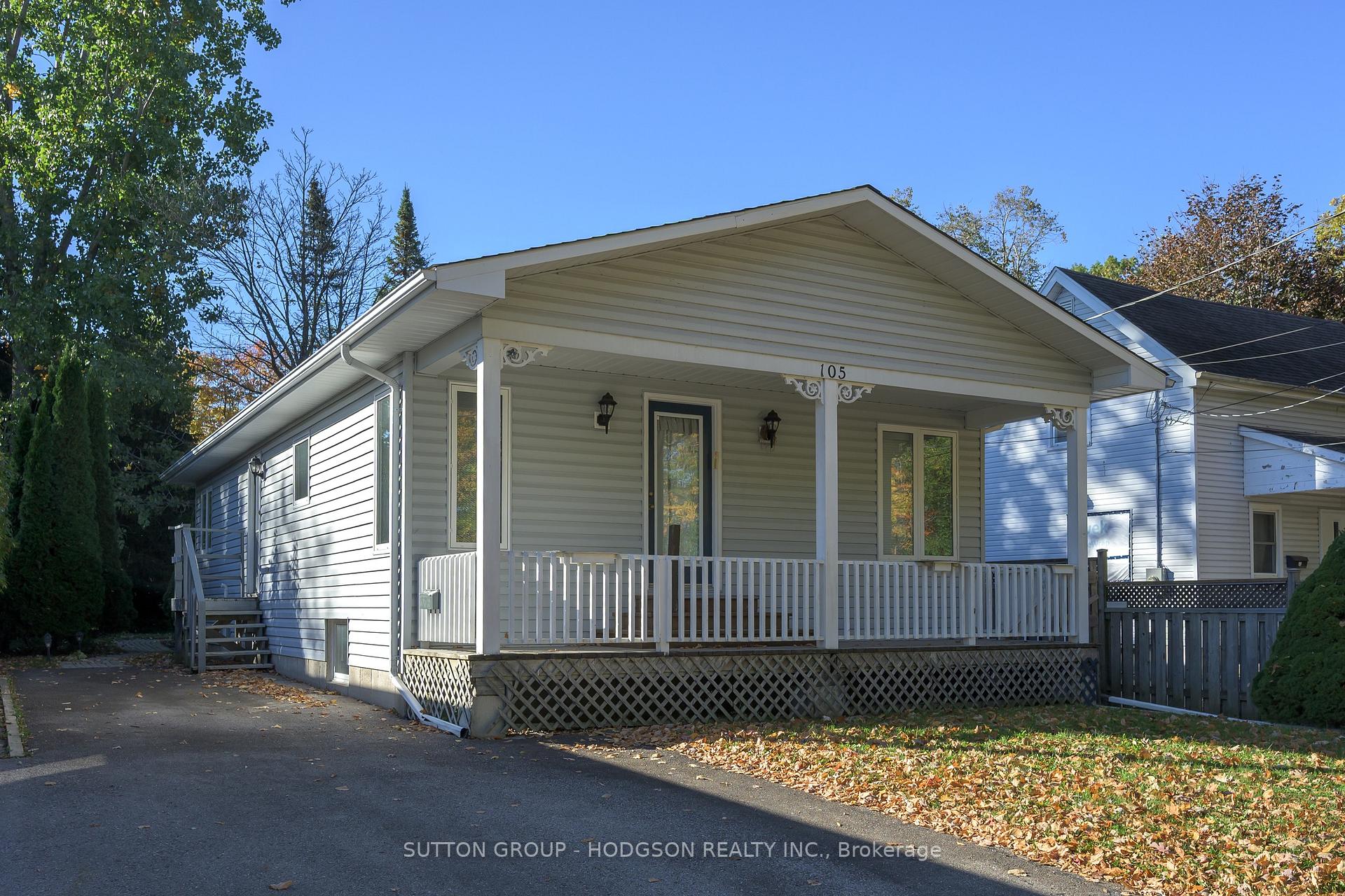 Photo of 105 Tecumseh Avenue W