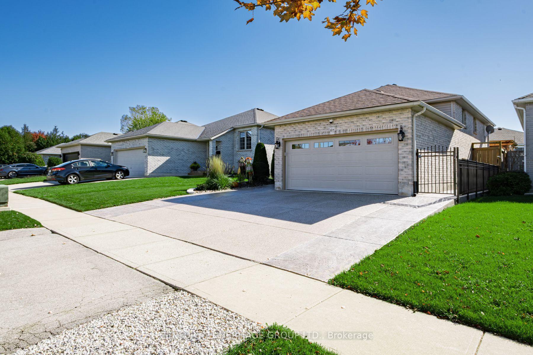 Photo 4 of 67 McGuiness Drive, Brantford, Tutela Heights — HOMEH