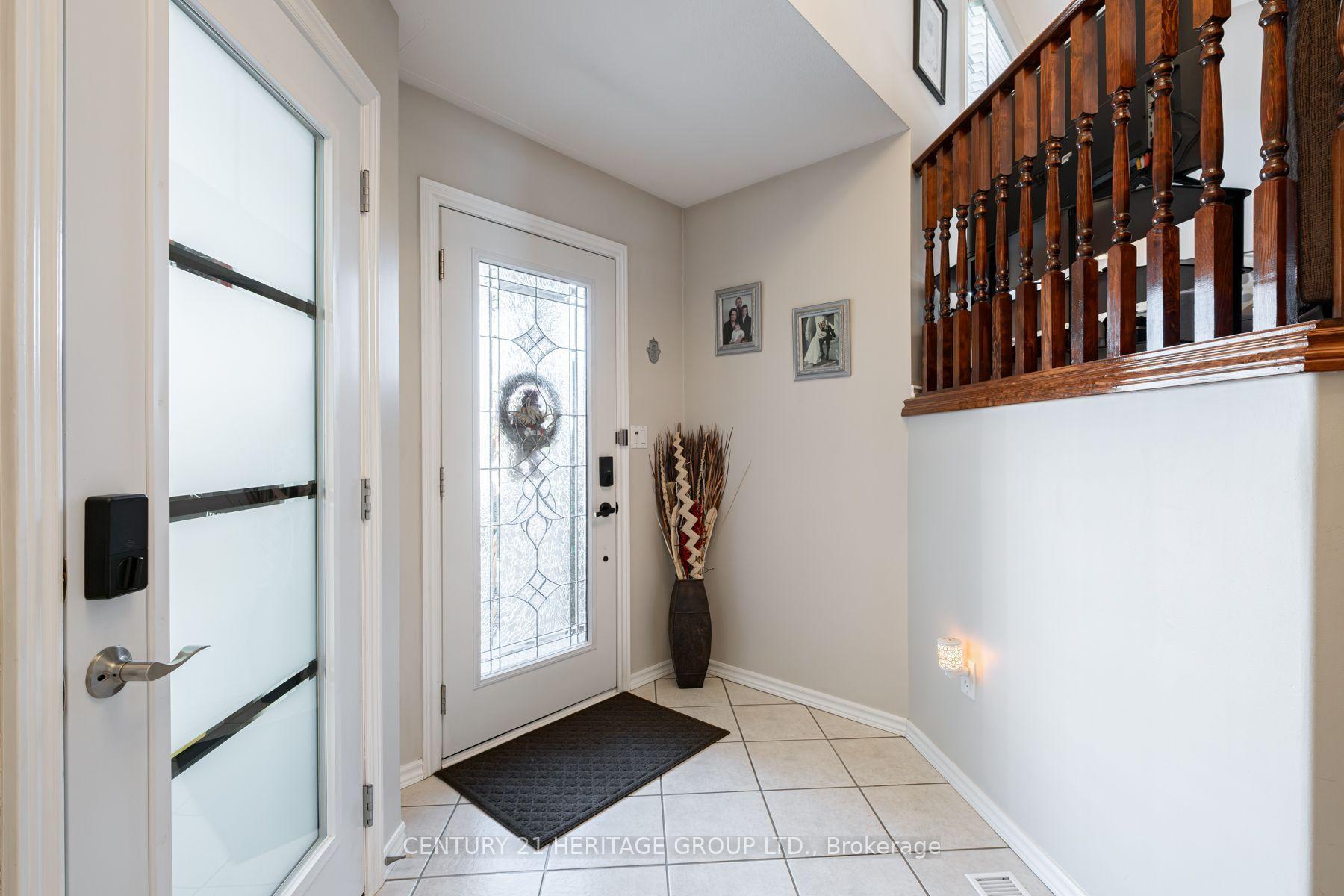 Photo 9 of 67 McGuiness Drive, Brantford, Tutela Heights — HOMEH