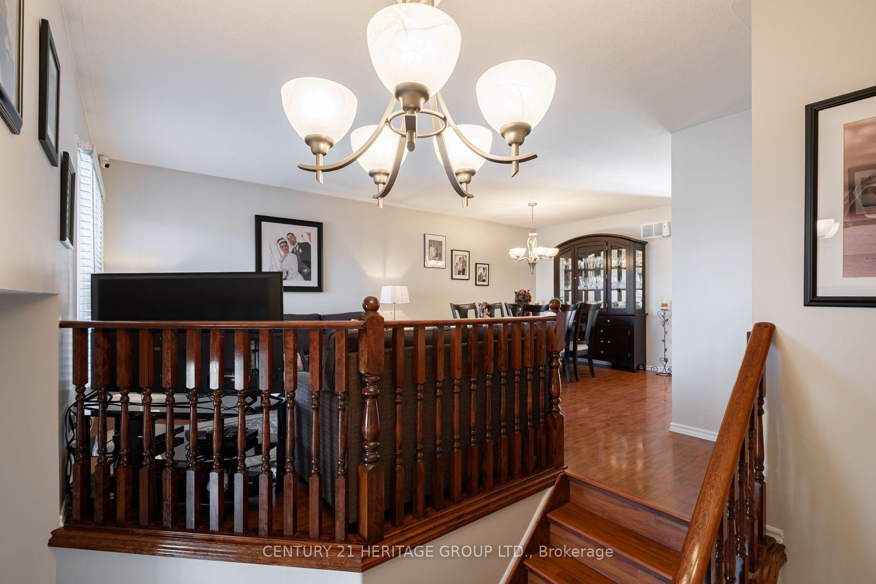 Photo 10 of 67 McGuiness Drive, Brantford, Tutela Heights — HOMEH