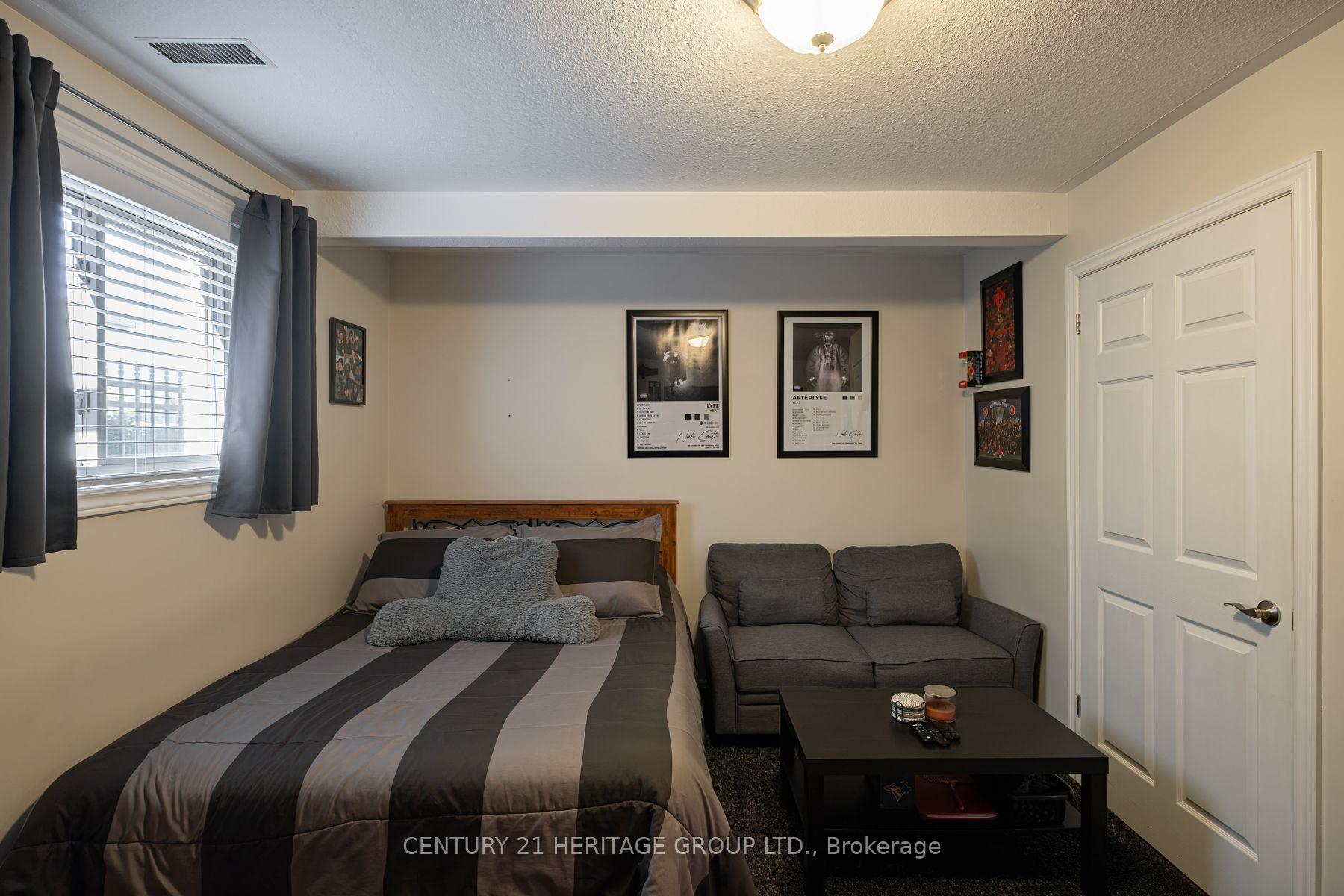 Photo 32 of 67 McGuiness Drive, Brantford, Tutela Heights — HOMEH