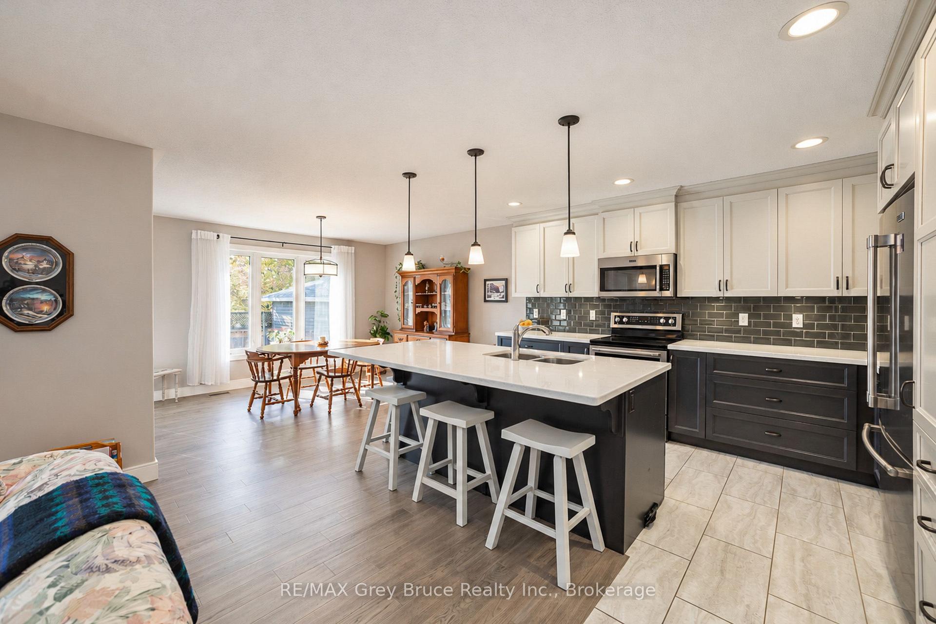 Photo 12 of 397 3rd Street S, Hanover — HOMEH