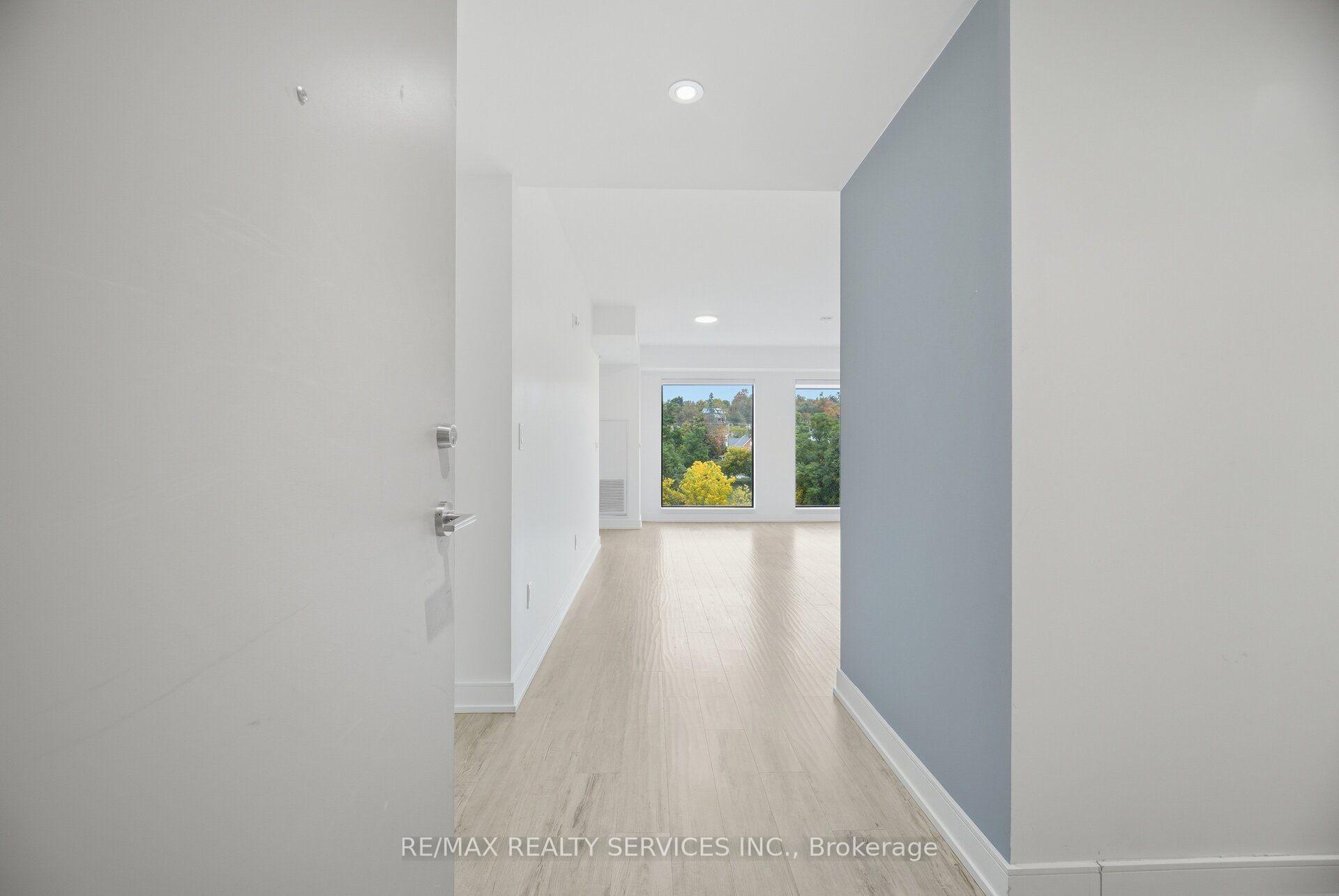 Photo 7 of Unit 620, 185 Dunlop Street E, Barrie, Lakeshore — HOMEH