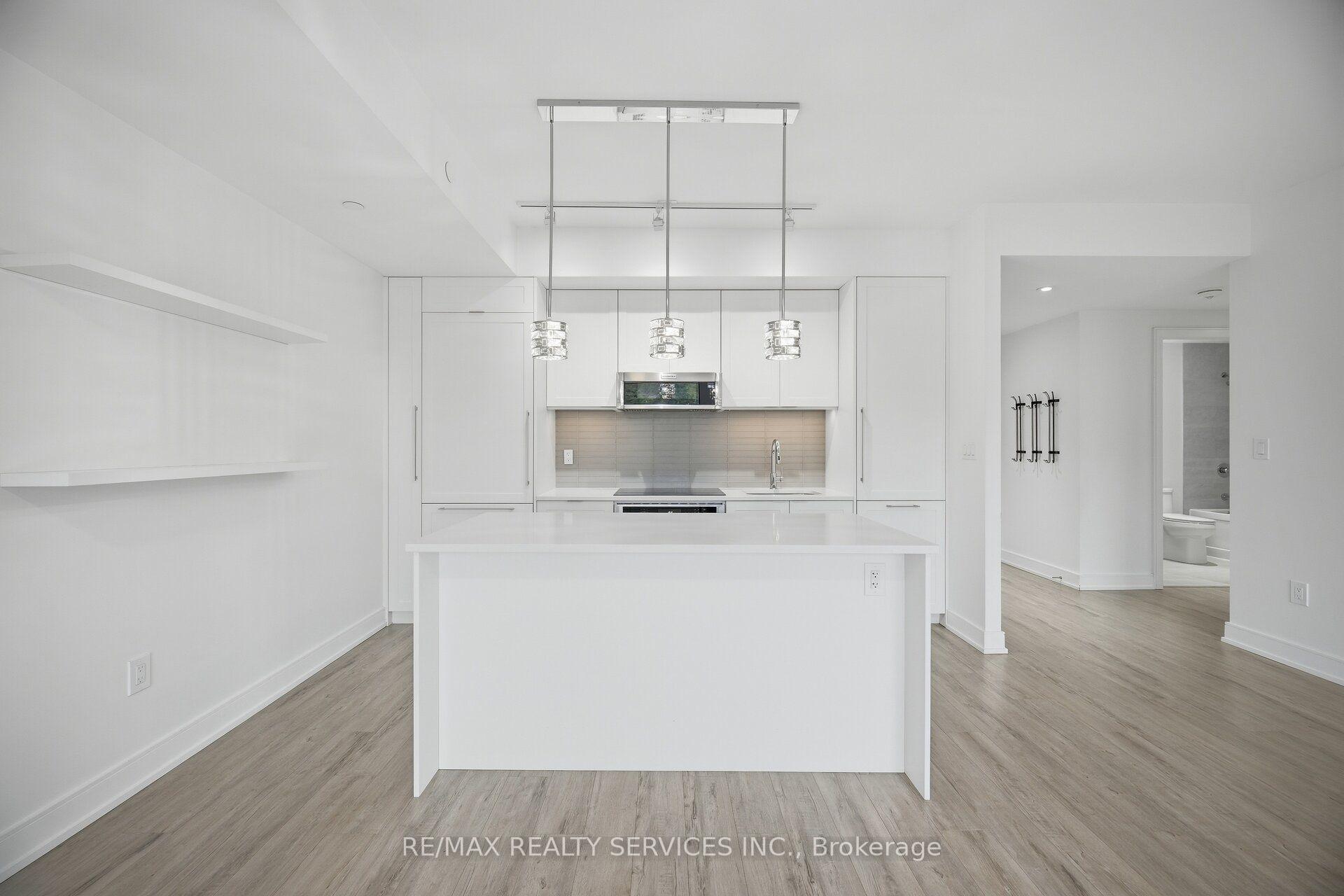 Photo 8 of Unit 620, 185 Dunlop Street E, Barrie, Lakeshore — HOMEH