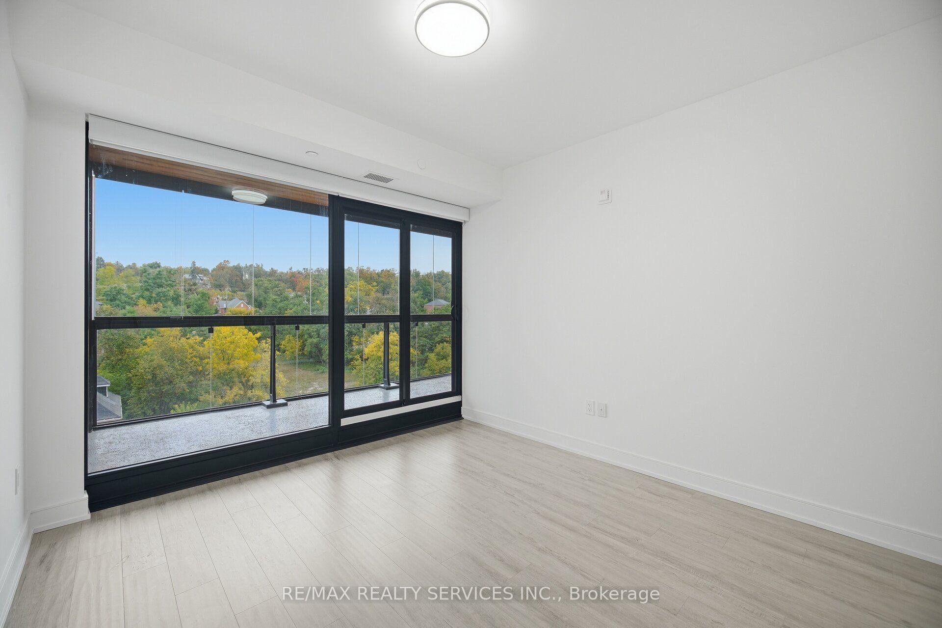 Photo 19 of Unit 620, 185 Dunlop Street E, Barrie, Lakeshore — HOMEH
