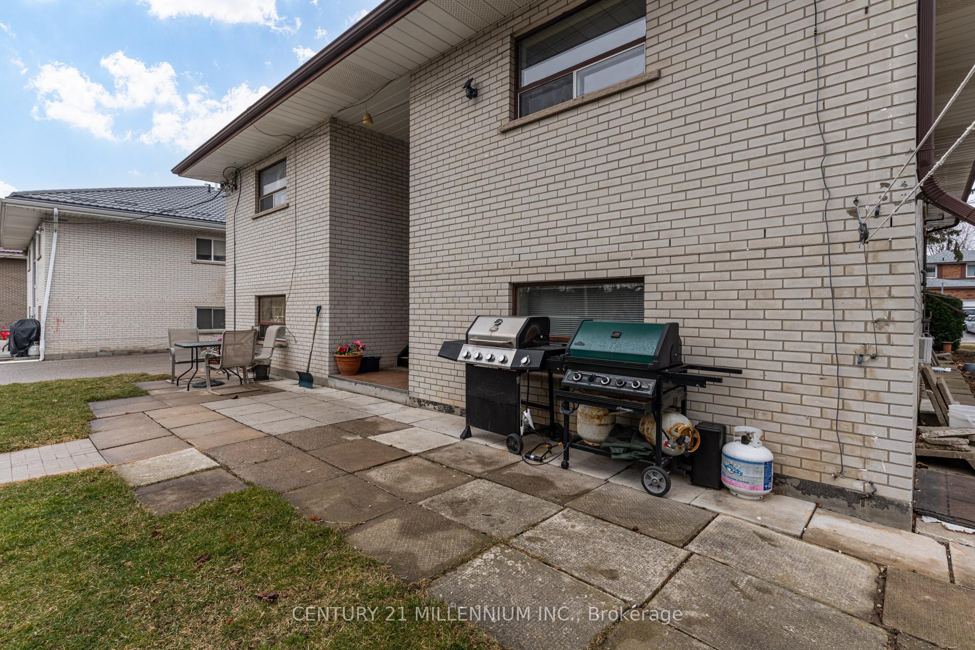 Photo 14 of Unit A, 41 English Street, Brampton, Brampton West — HOMEH