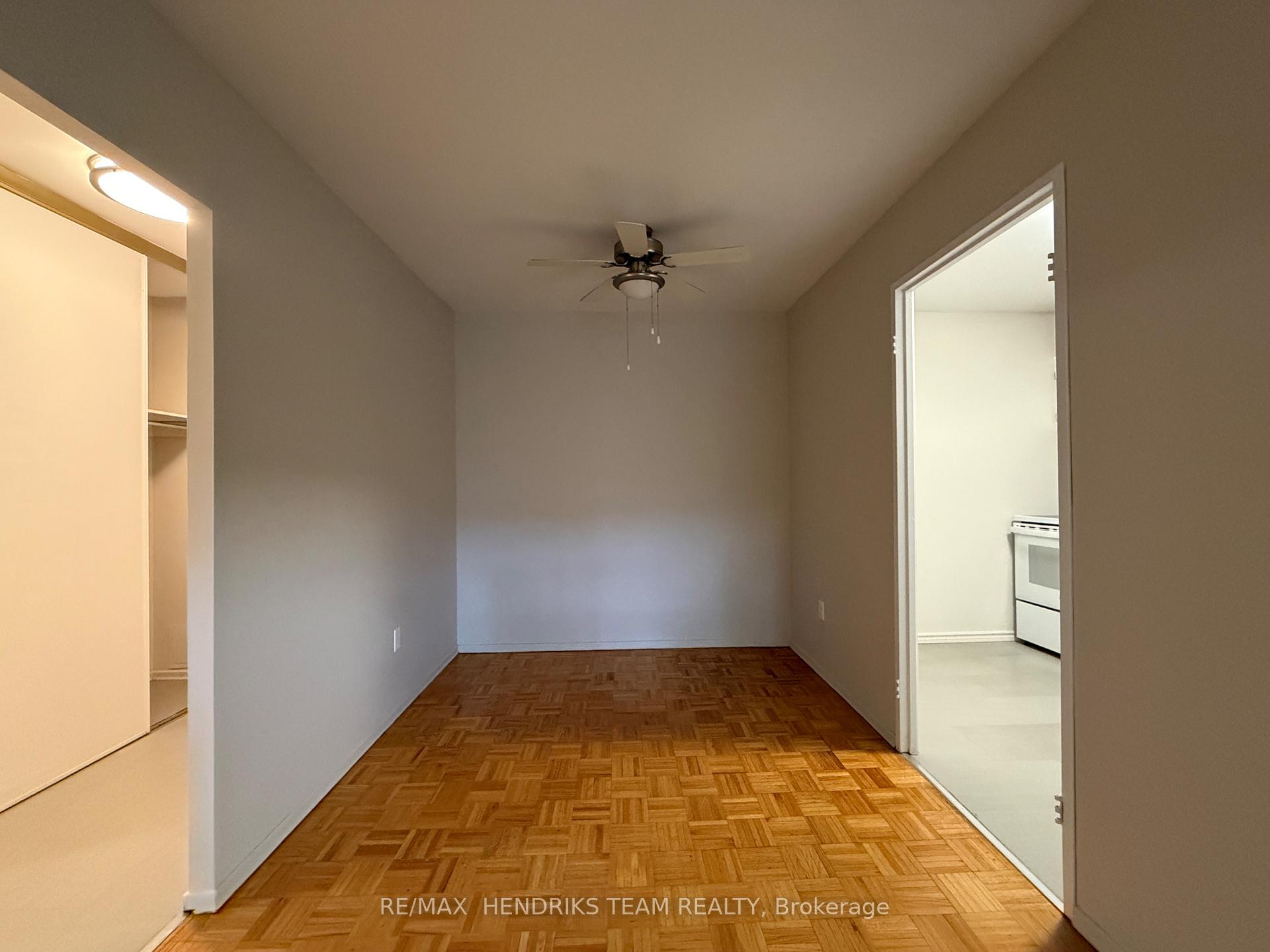 Photo 4 of Unit 204, 60 Windward Street, St. Catharines, Carlton/Bunting — HOMEH