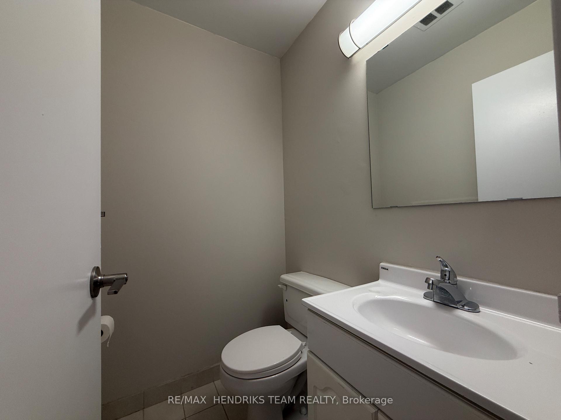 Photo 13 of Unit 204, 60 Windward Street, St. Catharines, Carlton/Bunting — HOMEH
