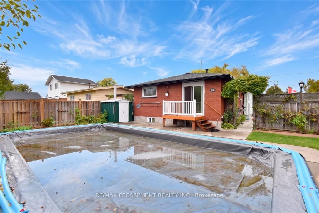Photo 34 of 137 Fielding Crescent, Hamilton, Lawfield — HOMEH