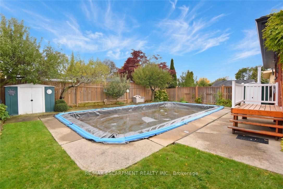Photo 36 of 137 Fielding Crescent, Hamilton, Lawfield — HOMEH