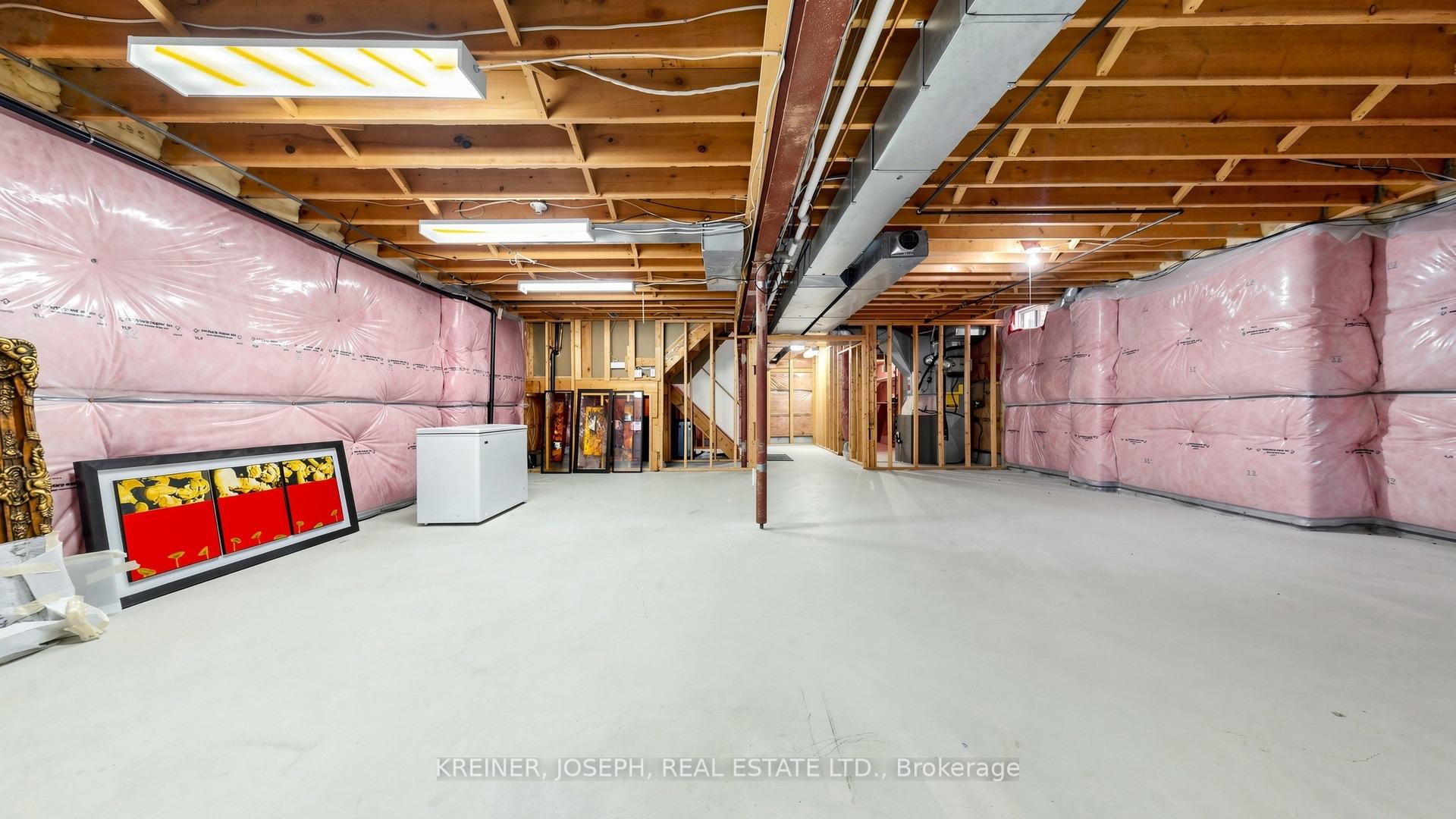 Photo 41 of 102 Mojave Crescent, Richmond Hill, Westbrook — HOMEH