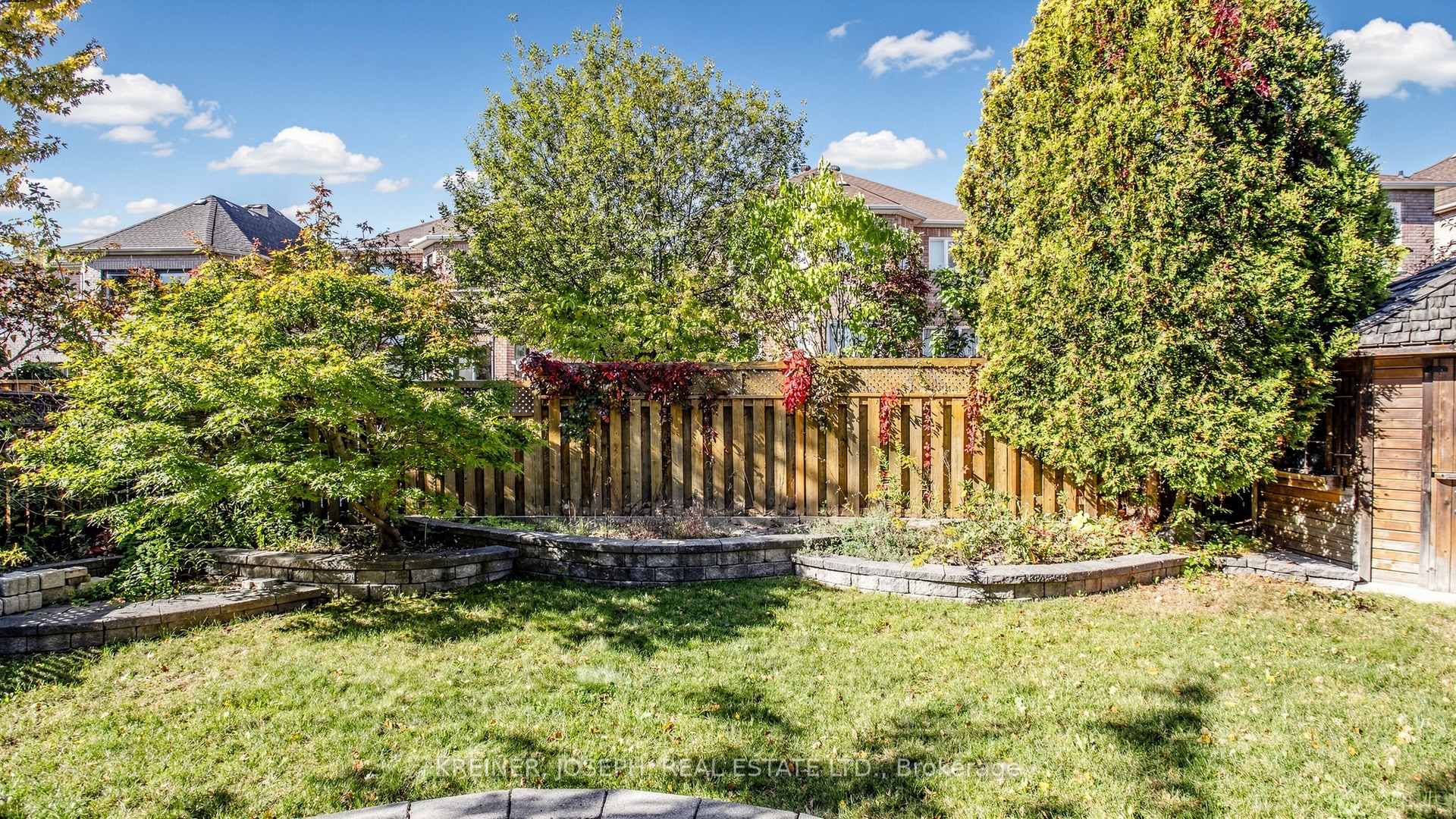 Photo 47 of 102 Mojave Crescent, Richmond Hill, Westbrook — HOMEH
