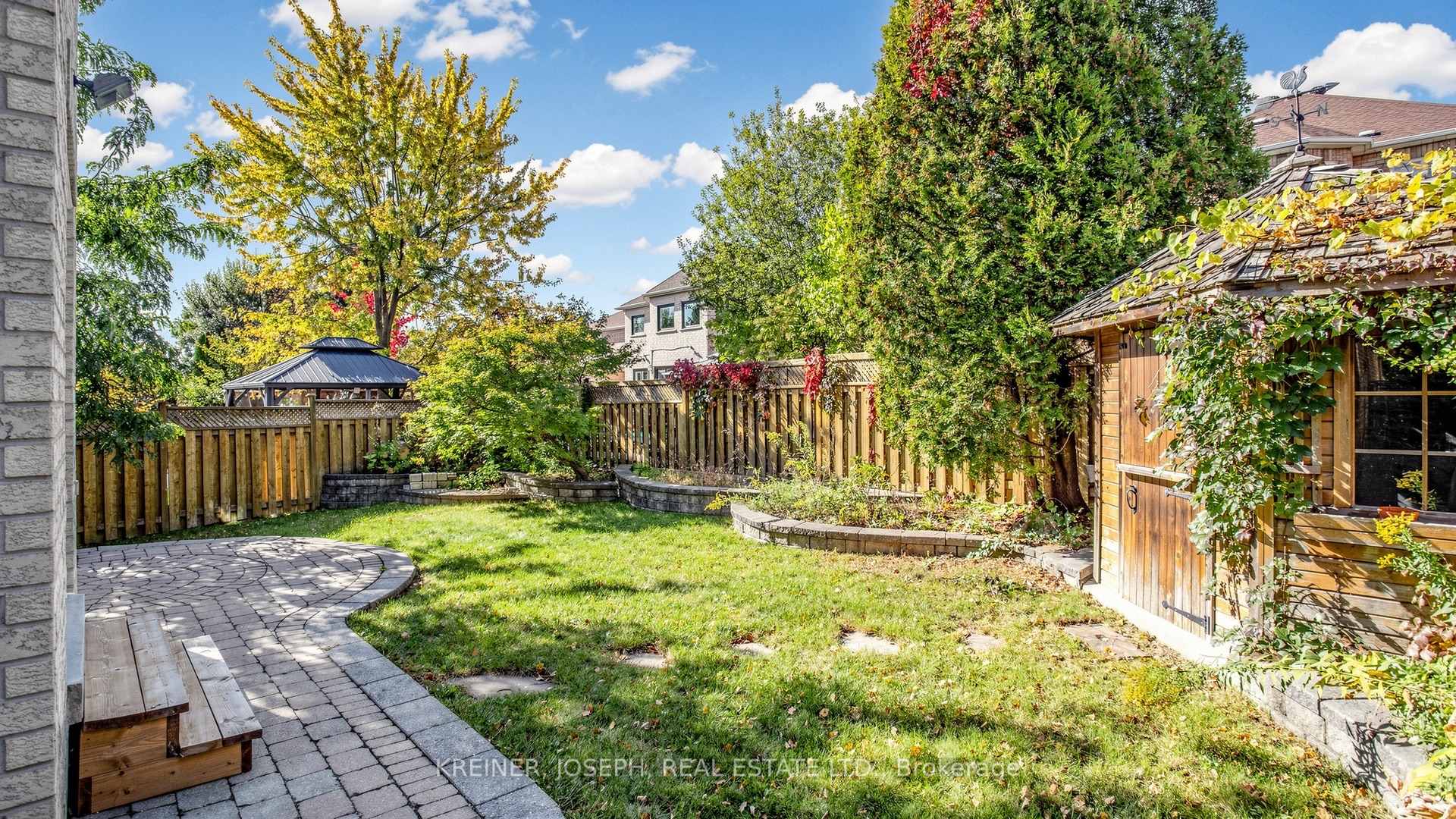 Photo 48 of 102 Mojave Crescent, Richmond Hill, Westbrook — HOMEH