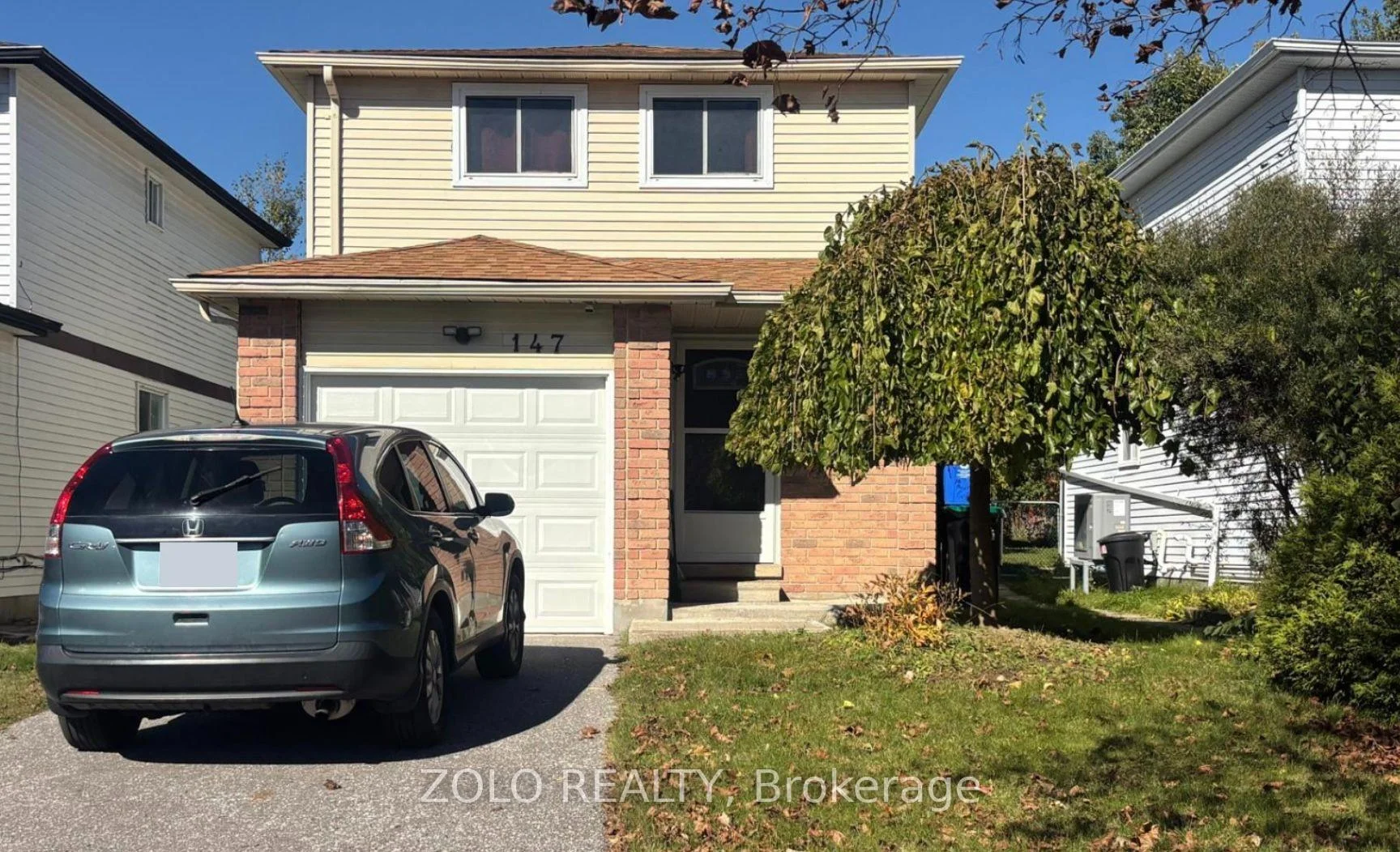 Photo 3 of 147 Burns Circle, Barrie, Letitia Heights — HOMEH