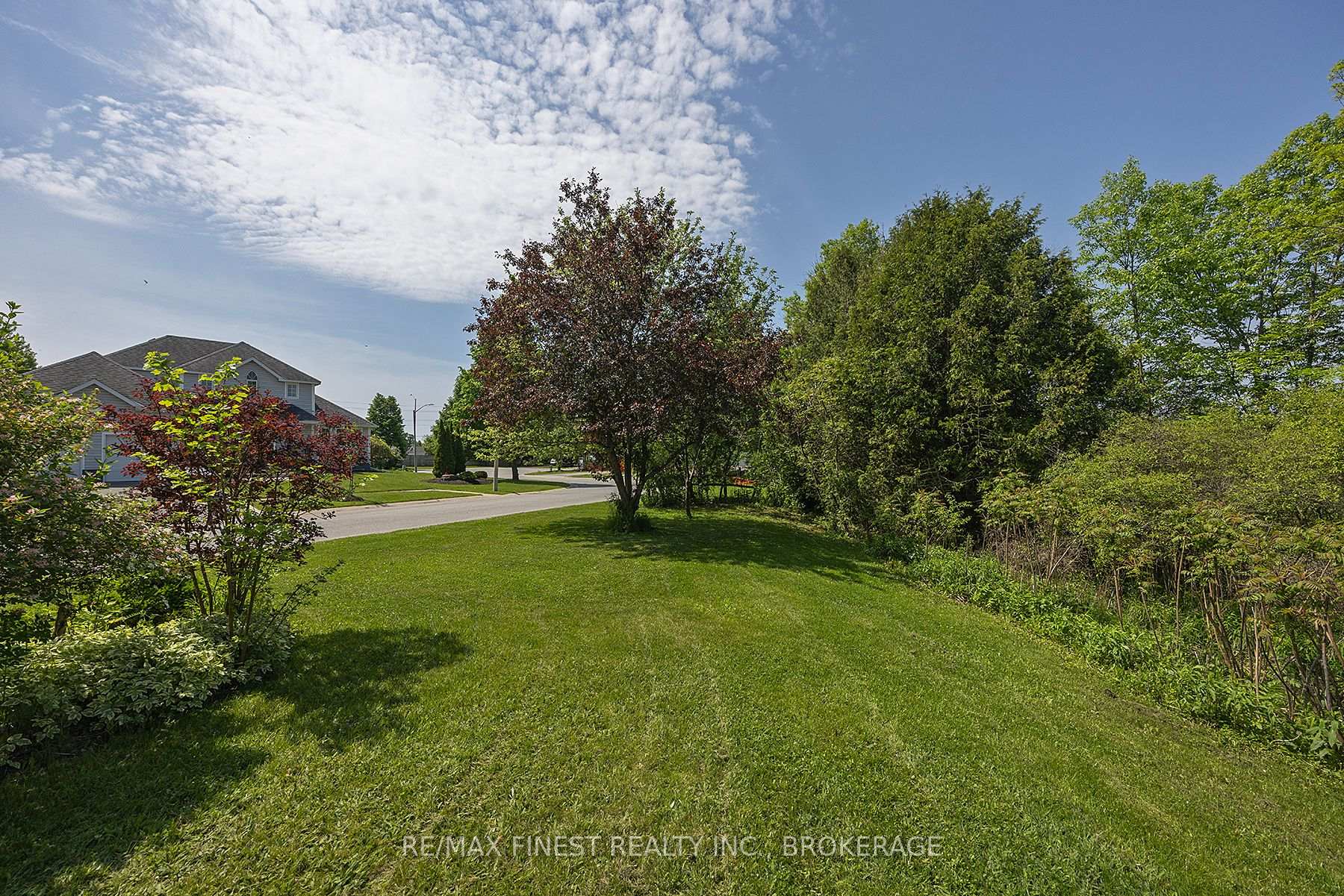 Photo 8 of 941 Malvern Terrace, Kingston, North of Taylor-Kidd Blvd — HOMEH