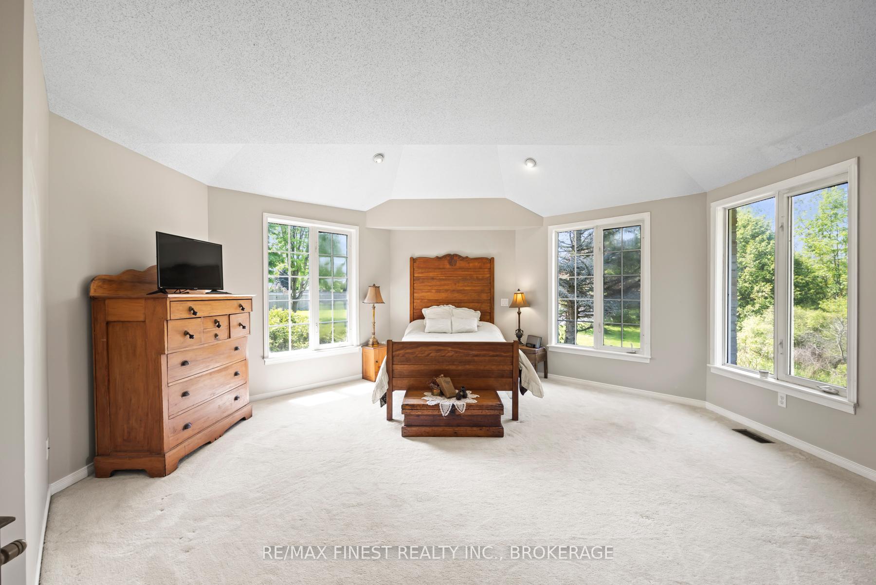 Photo 18 of 941 Malvern Terrace, Kingston, North of Taylor-Kidd Blvd — HOMEH