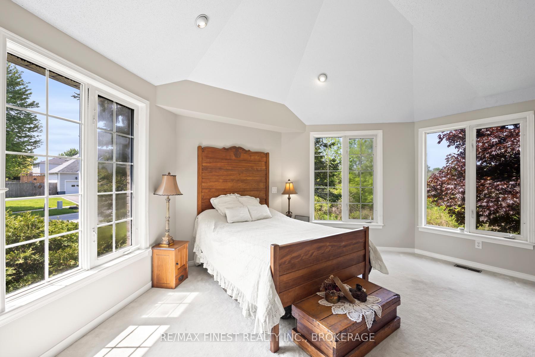 Photo 19 of 941 Malvern Terrace, Kingston, North of Taylor-Kidd Blvd — HOMEH