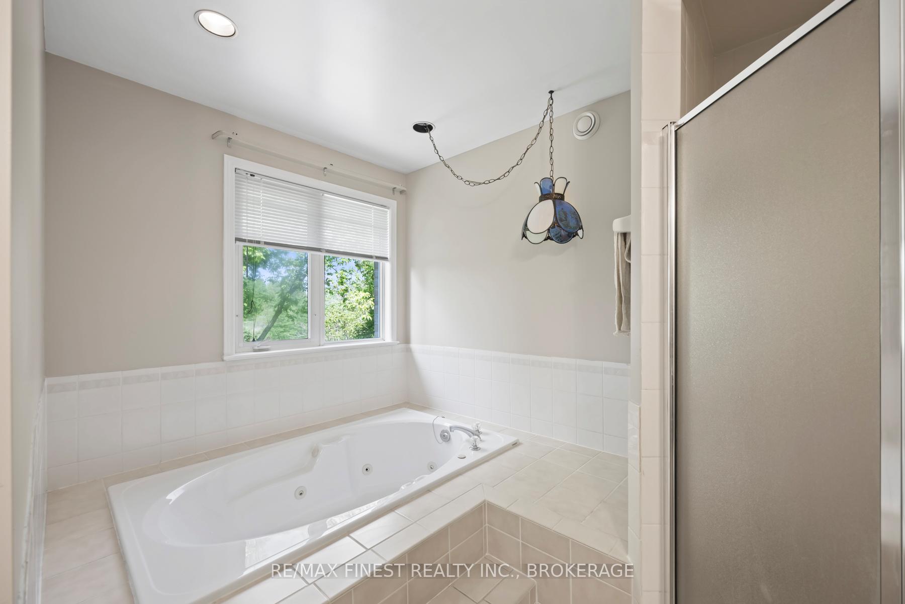 Photo 22 of 941 Malvern Terrace, Kingston, North of Taylor-Kidd Blvd — HOMEH