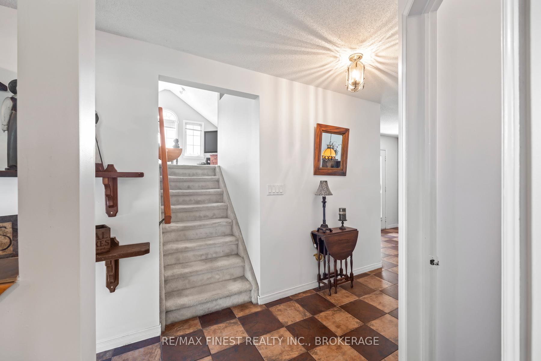 Photo 29 of 941 Malvern Terrace, Kingston, North of Taylor-Kidd Blvd — HOMEH