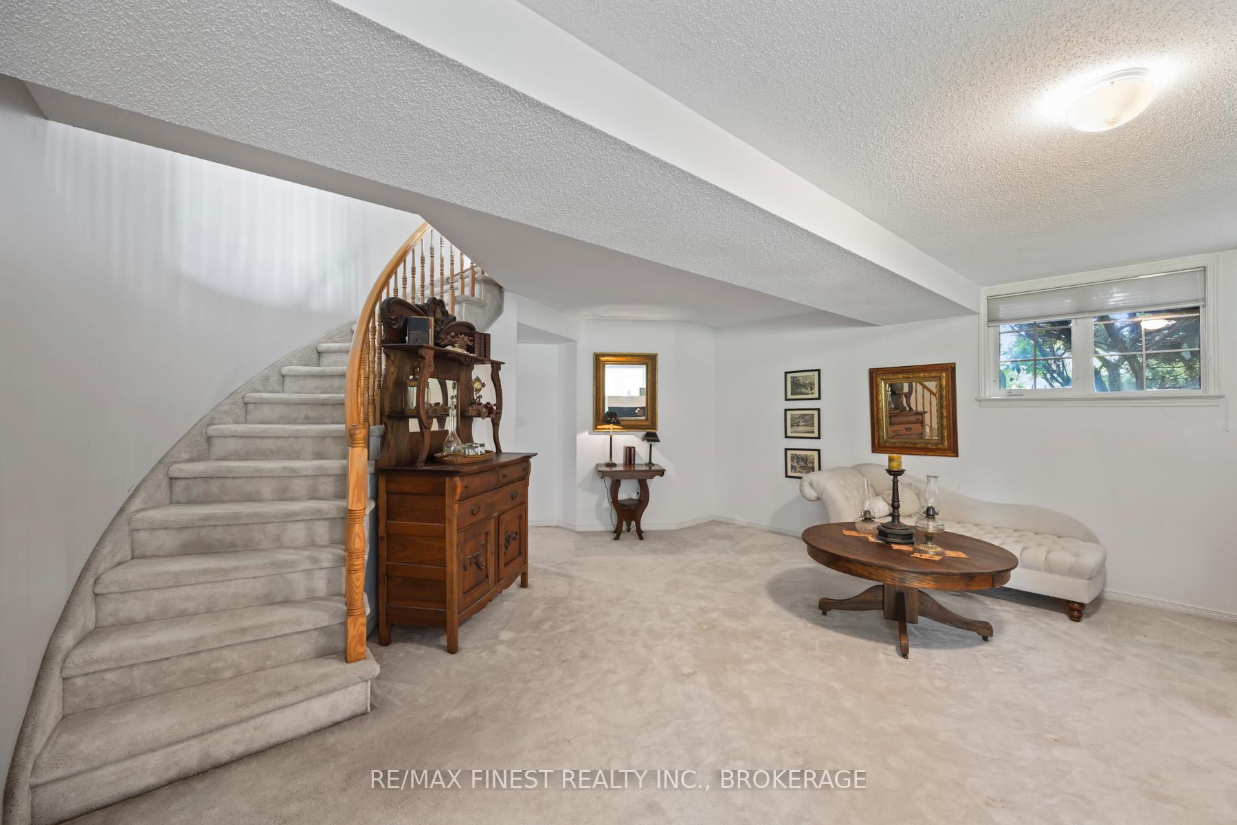 Photo 32 of 941 Malvern Terrace, Kingston, North of Taylor-Kidd Blvd — HOMEH