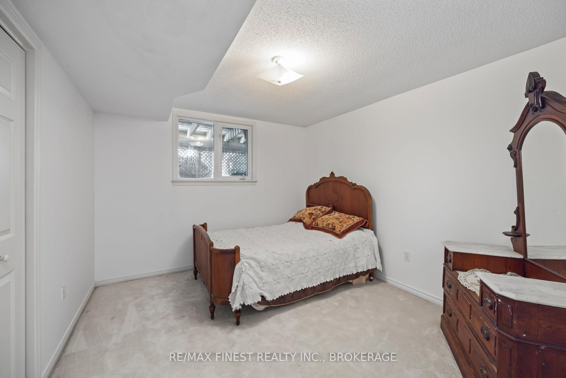 Photo 42 of 941 Malvern Terrace, Kingston, North of Taylor-Kidd Blvd — HOMEH