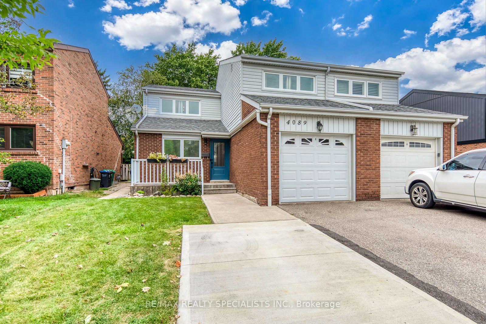 Photo 2 of 4089 Barbican Drive, Mississauga, Erin Mills — HOMEH
