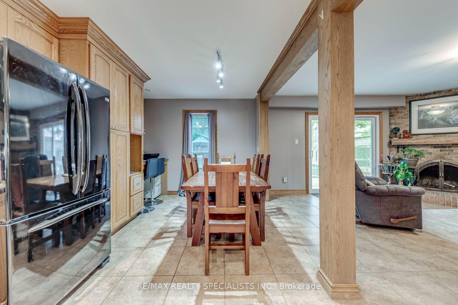 Photo 15 of 4089 Barbican Drive, Mississauga, Erin Mills — HOMEH