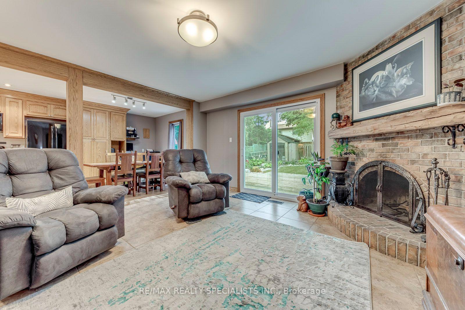 Photo 17 of 4089 Barbican Drive, Mississauga, Erin Mills — HOMEH