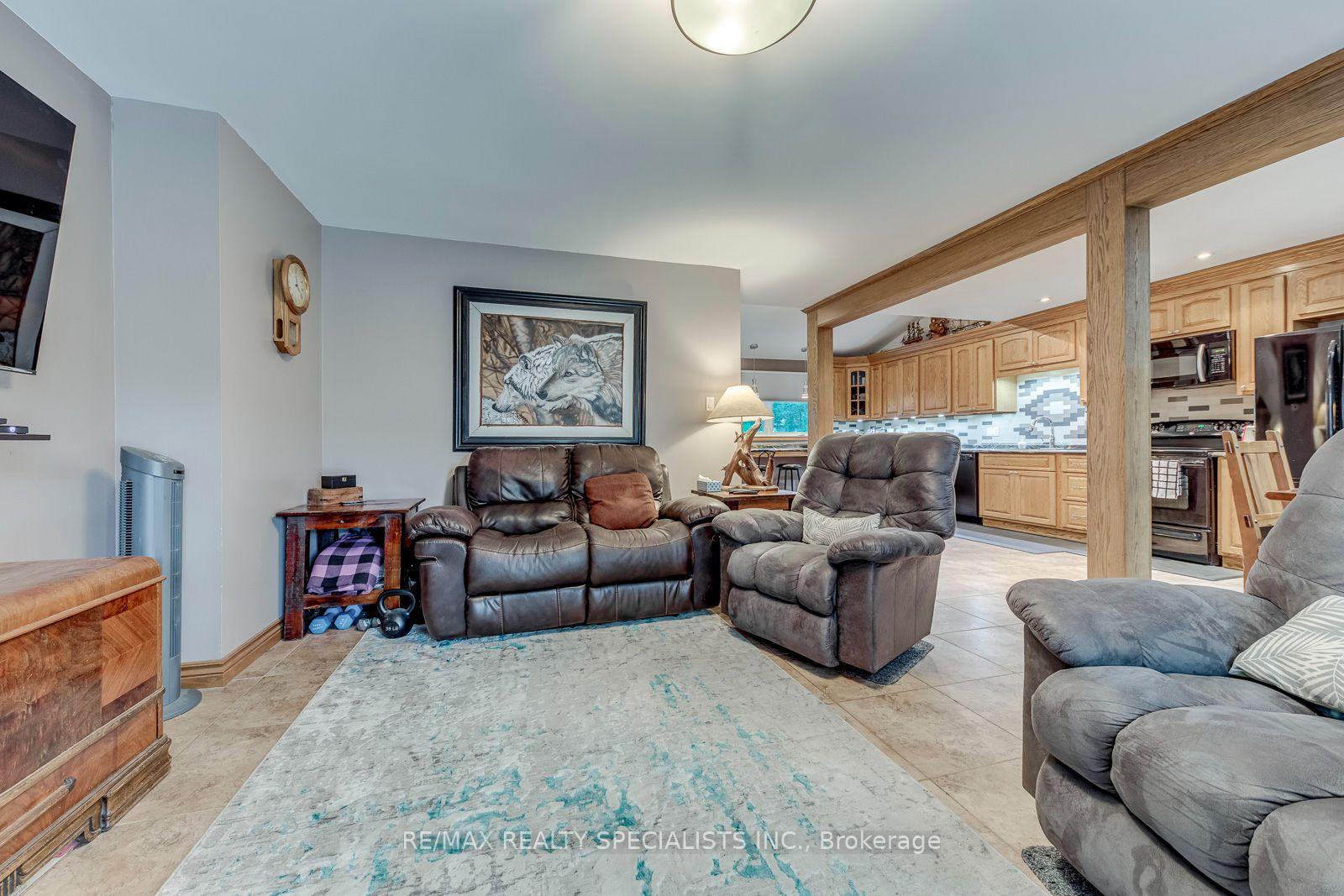 Photo 19 of 4089 Barbican Drive, Mississauga, Erin Mills — HOMEH