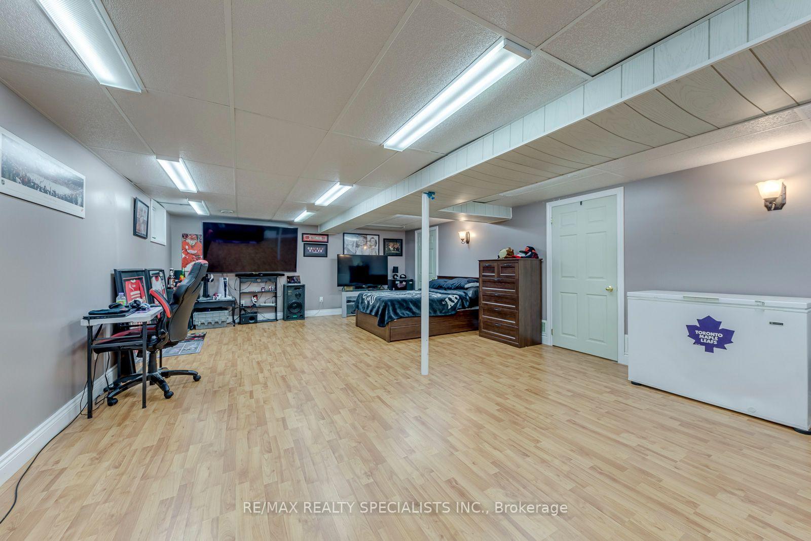 Photo 32 of 4089 Barbican Drive, Mississauga, Erin Mills — HOMEH