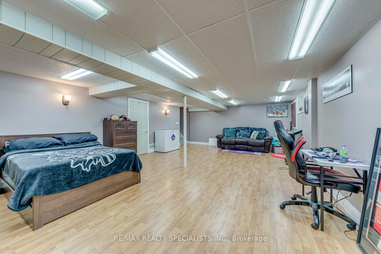 Photo 35 of 4089 Barbican Drive, Mississauga, Erin Mills — HOMEH