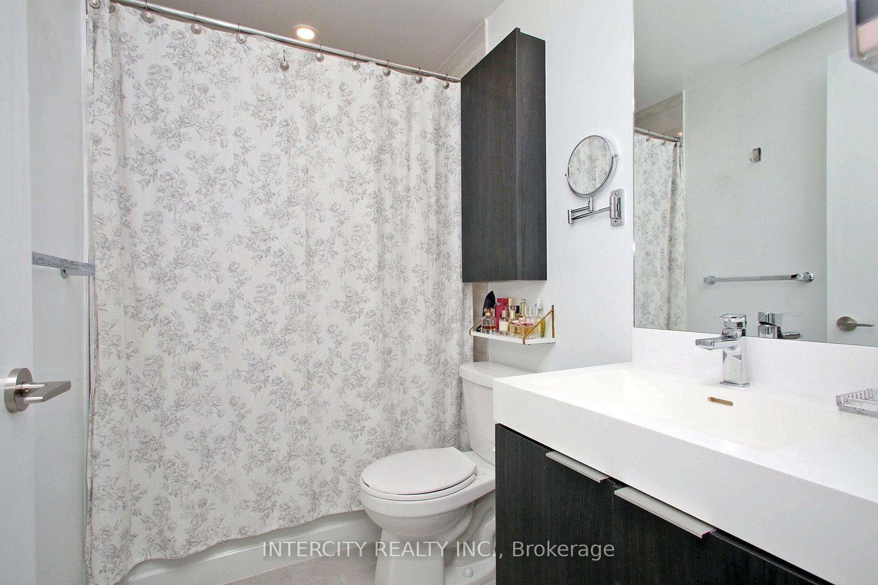 Photo 17 of Unit 1201, 3100 Keele Street, North York, Downsview-Roding-CFB — HOMEH