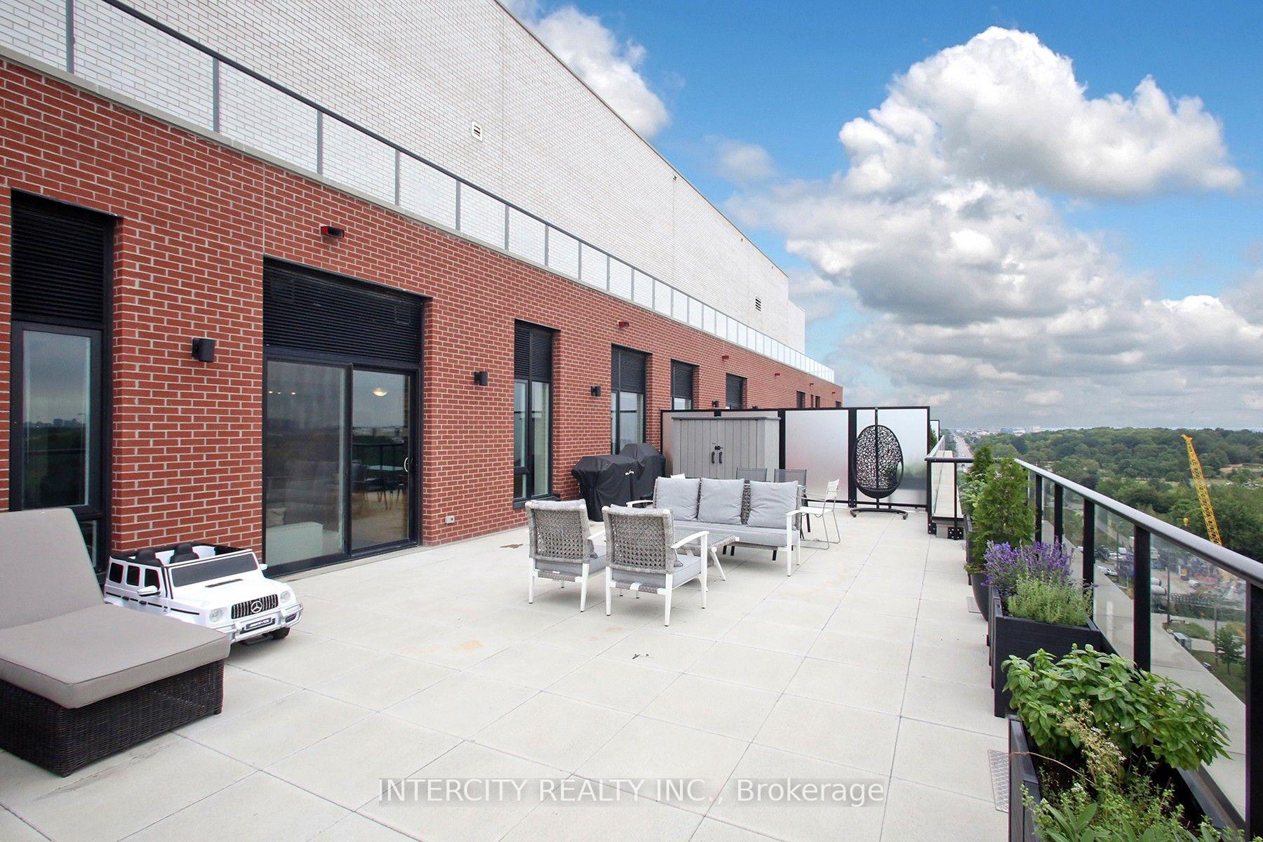 Photo 20 of Unit 1201, 3100 Keele Street, North York, Downsview-Roding-CFB — HOMEH