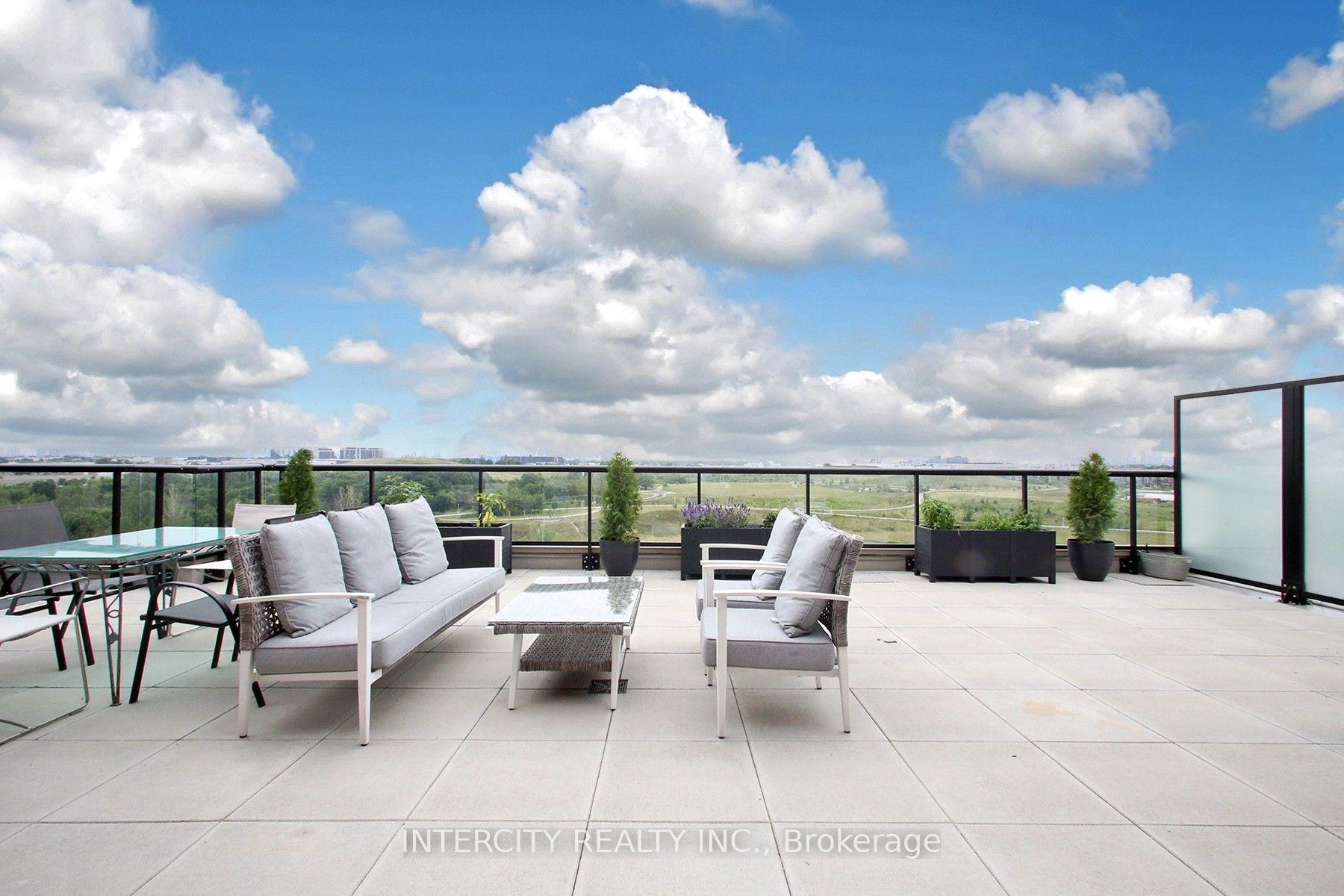 Photo 23 of Unit 1201, 3100 Keele Street, North York, Downsview-Roding-CFB — HOMEH