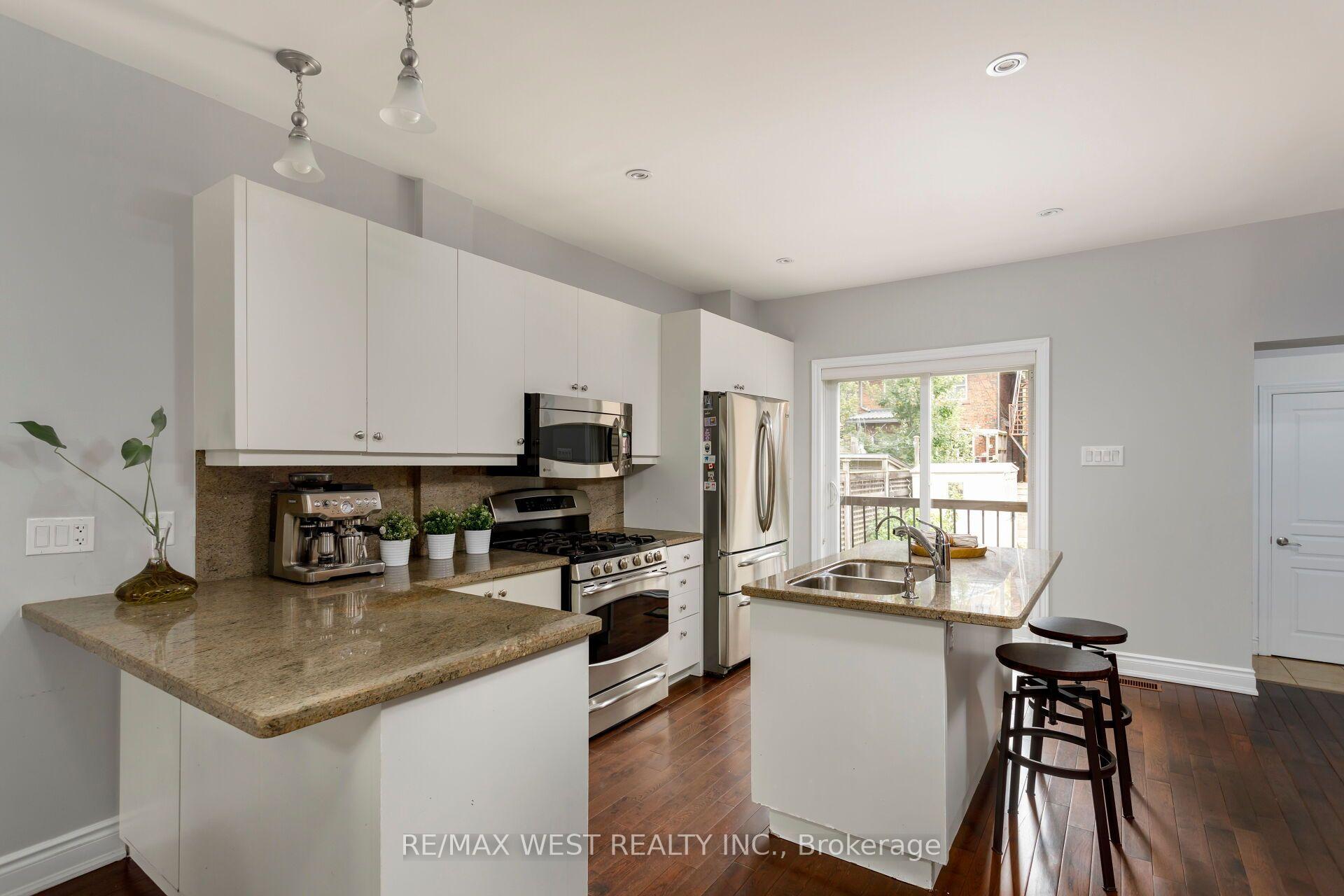 Photo 10 of 17 Cowan Avenue, Toronto, South Parkdale — HOMEH
