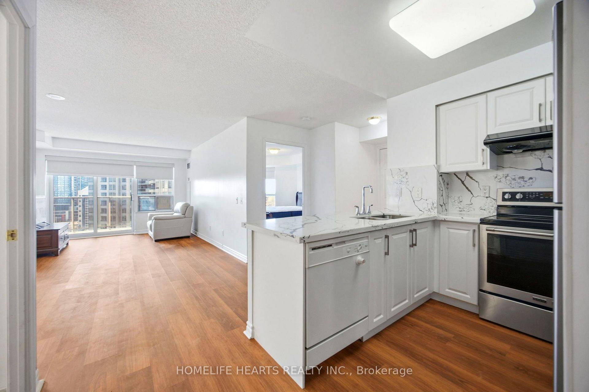 Photo 7 of Unit 1221, 25 Kingsbridge Garden Circle, Mississauga, Hurontario — HOMEH